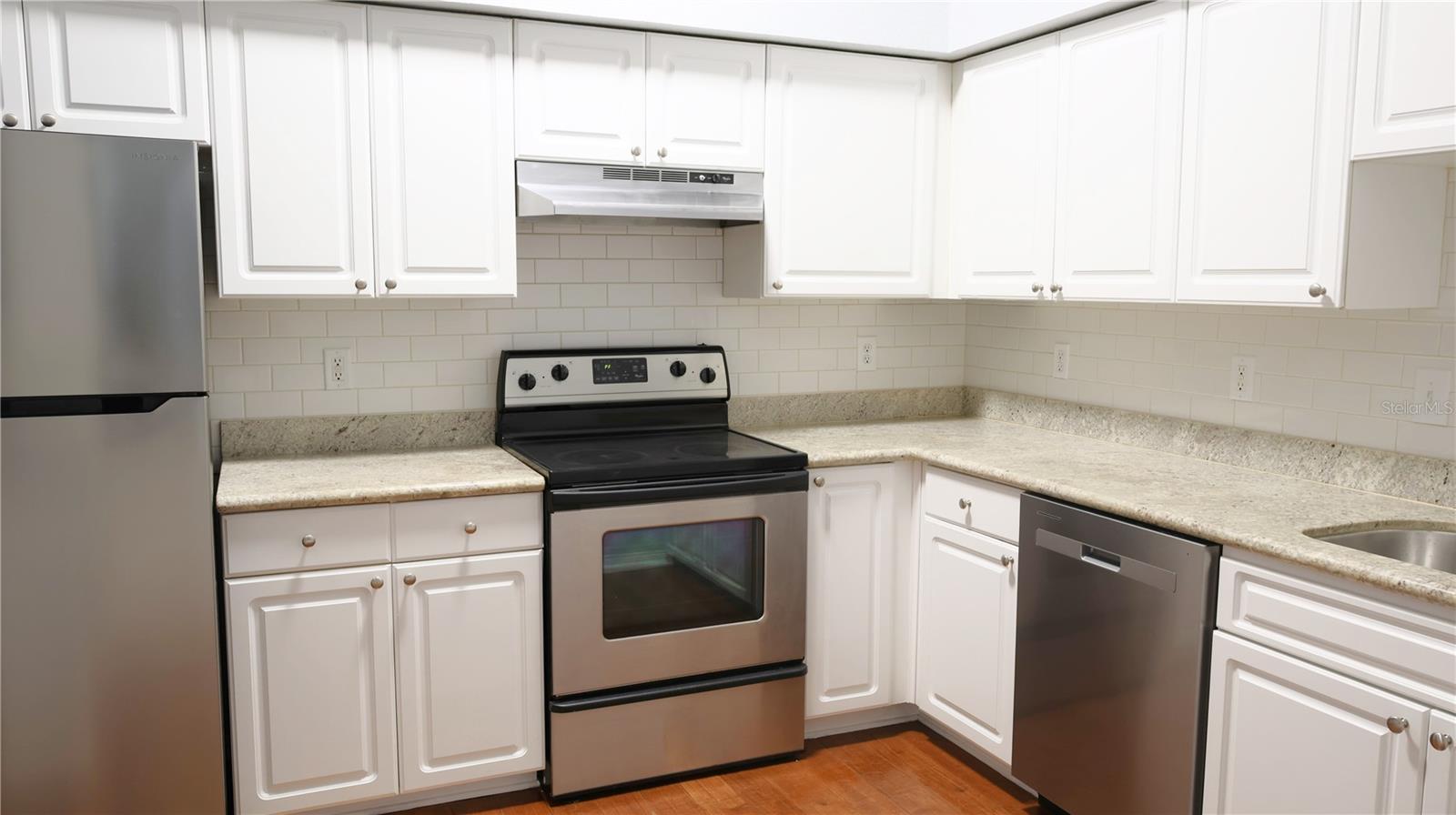 Image 10 of 49 For 501 Moody Avenue 1119a