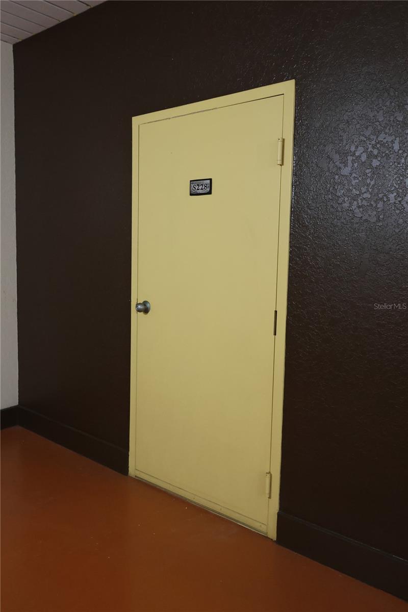 Image 38 of 49 For 501 Moody Avenue 1119a