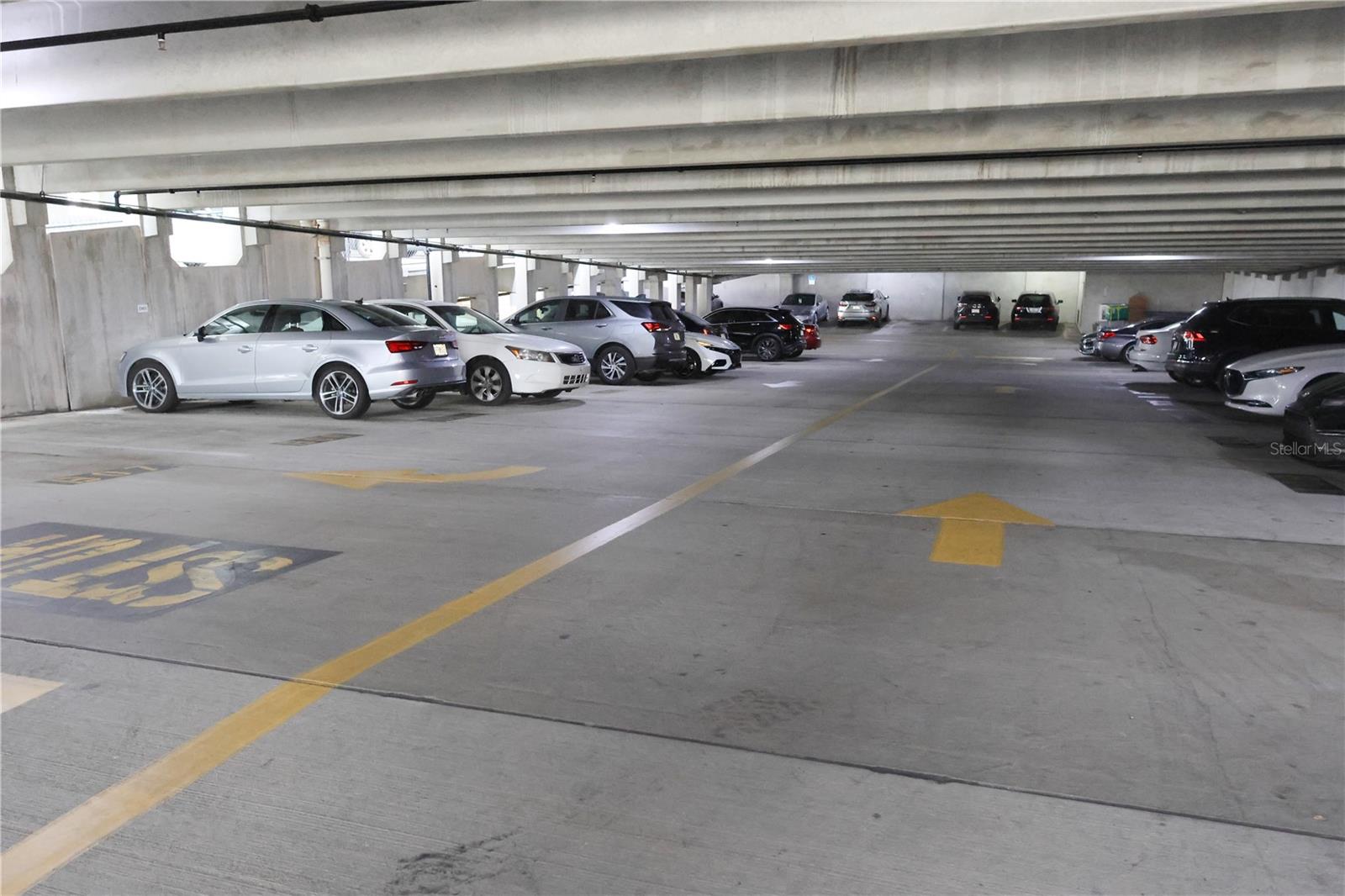 Image 41 of 49 For 501 Moody Avenue 1119a