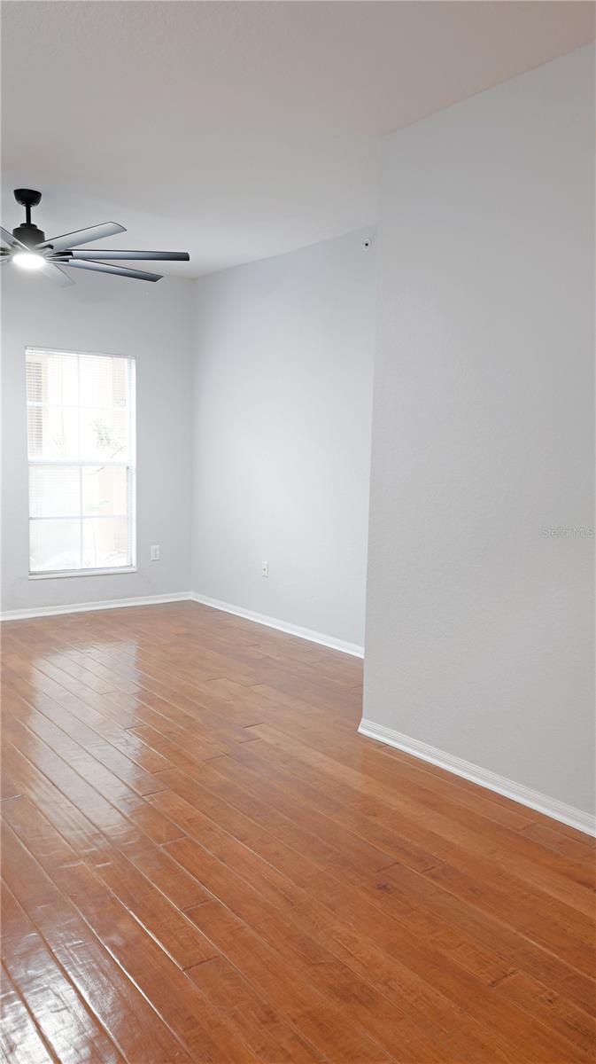 Image 6 of 49 For 501 Moody Avenue 1119a