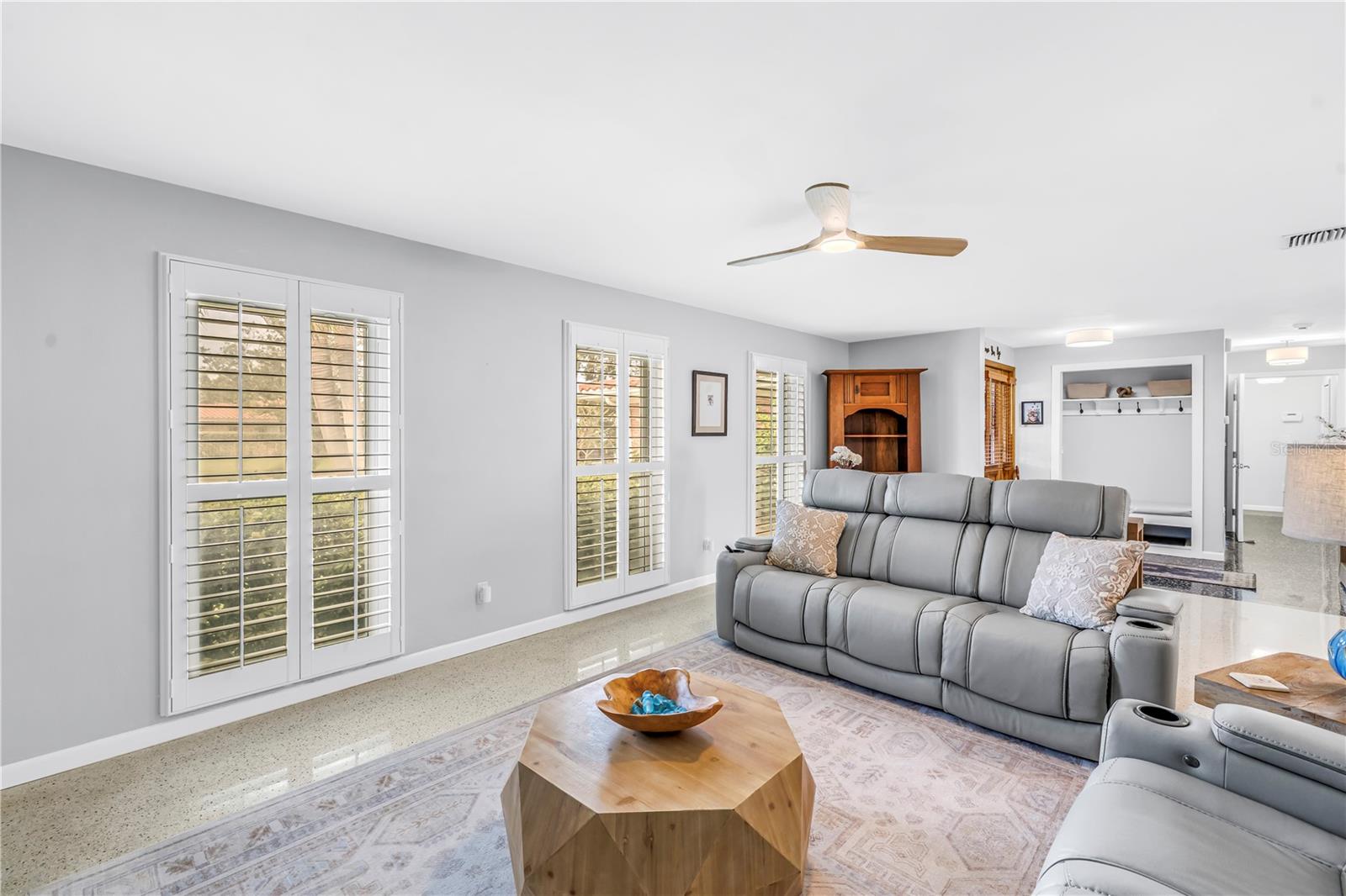 Image 10 of 95 For 14546 Anchorage Circle