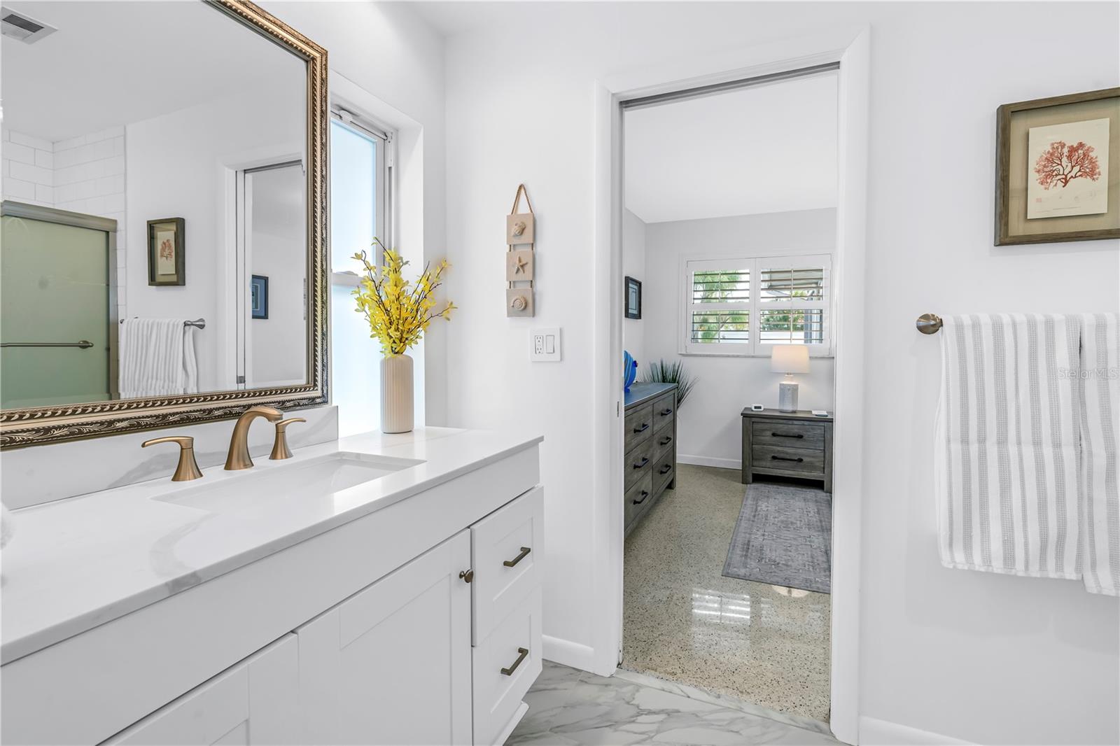 Image 18 of 95 For 14546 Anchorage Circle