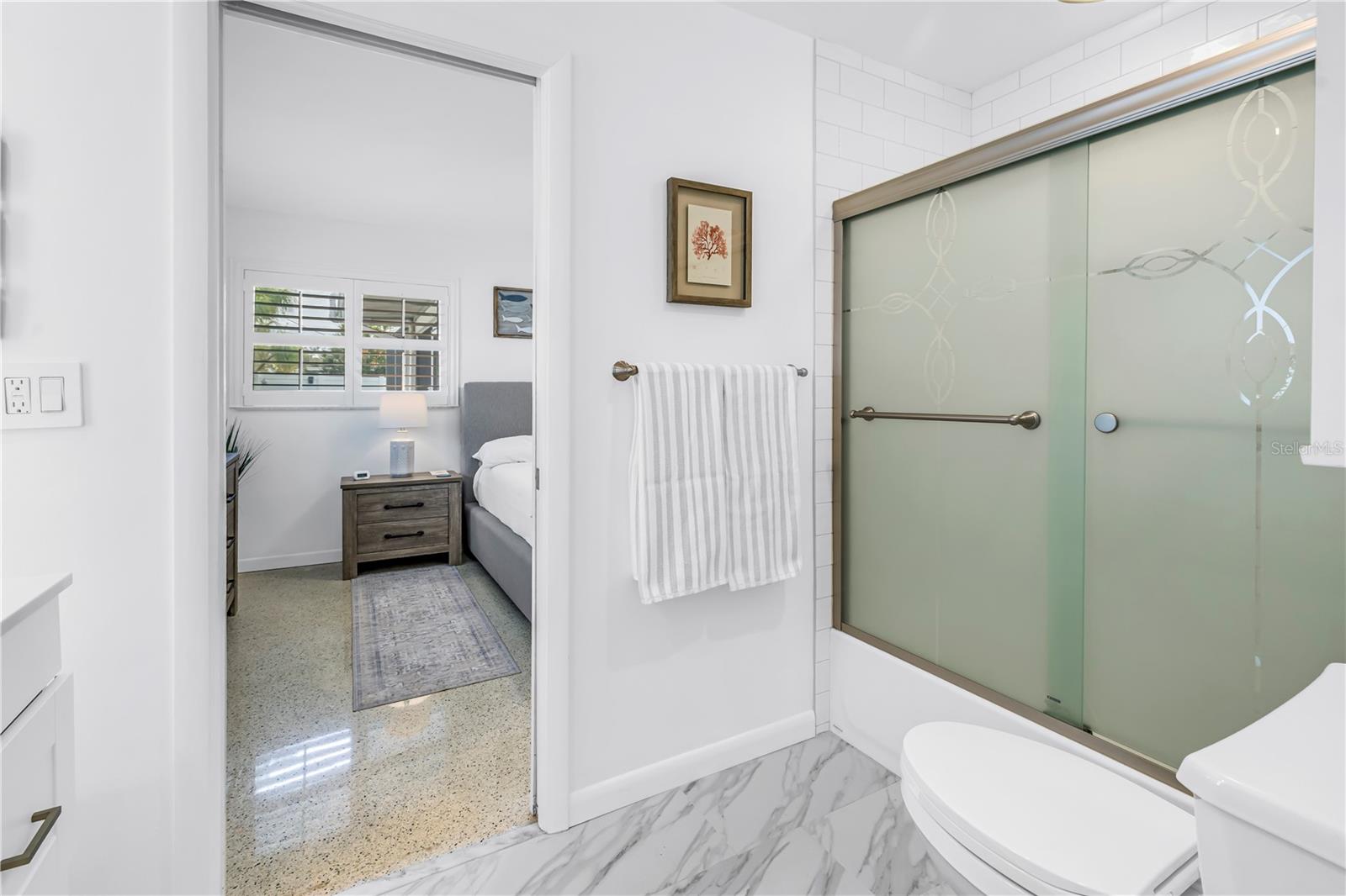 Image 19 of 95 For 14546 Anchorage Circle