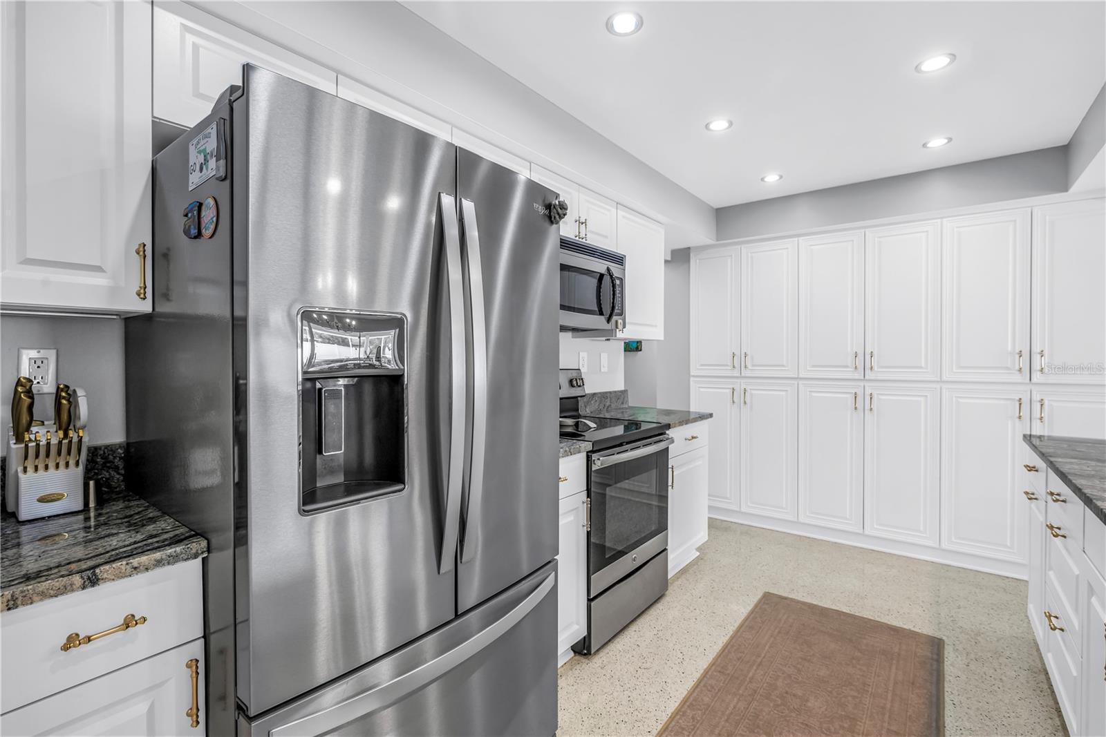 Image 32 of 95 For 14546 Anchorage Circle