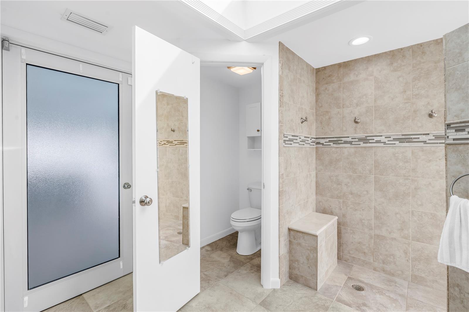 Image 39 of 95 For 14546 Anchorage Circle