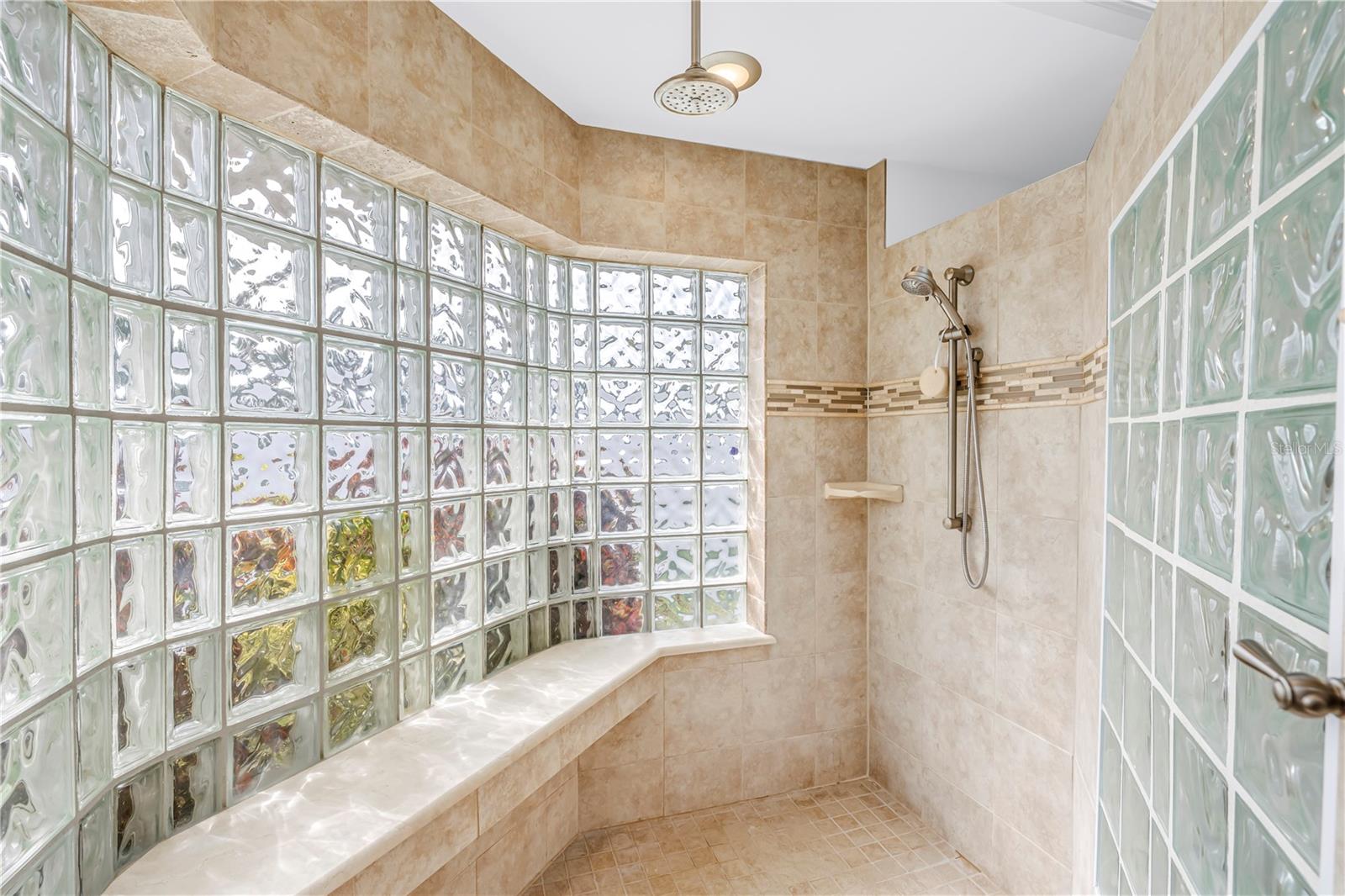 Image 40 of 95 For 14546 Anchorage Circle