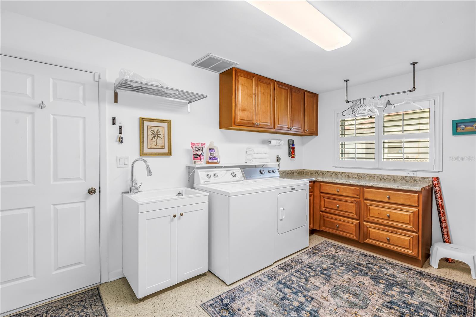 Image 41 of 95 For 14546 Anchorage Circle