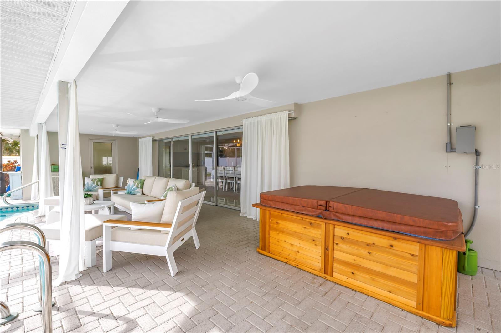 Image 47 of 95 For 14546 Anchorage Circle