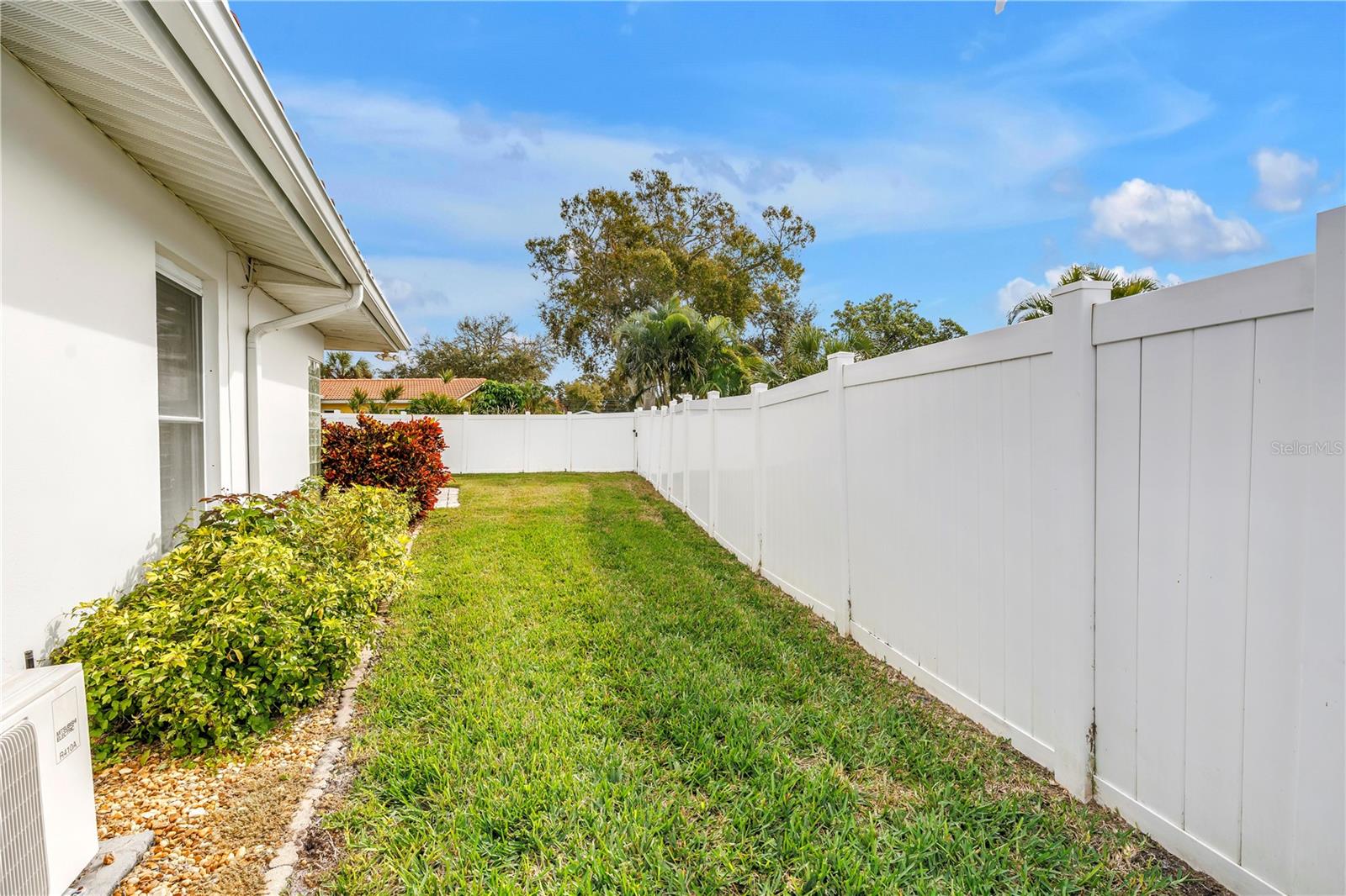 Image 55 of 95 For 14546 Anchorage Circle