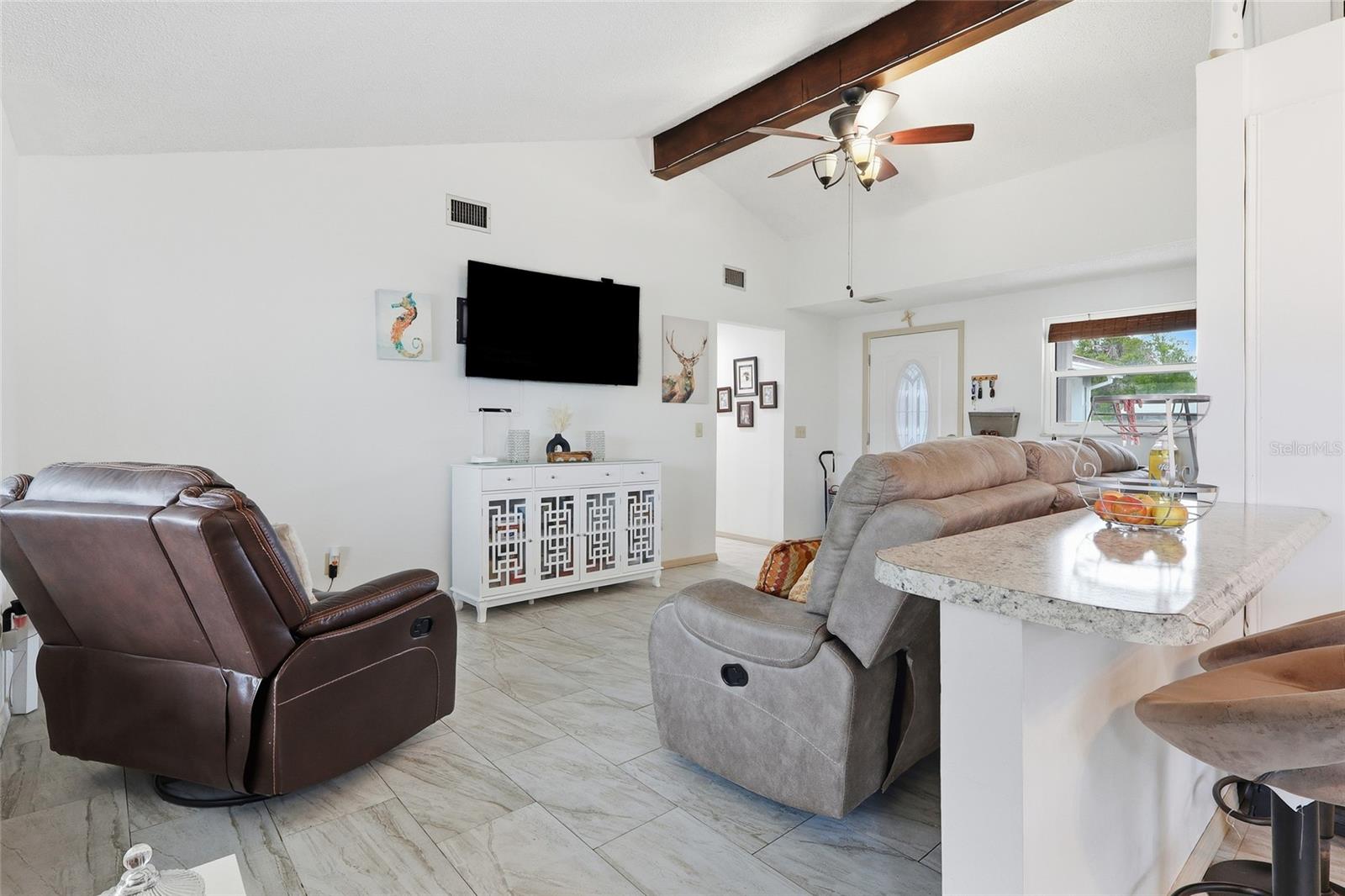 Image 3 of 22 For 9084 Arndale Circle