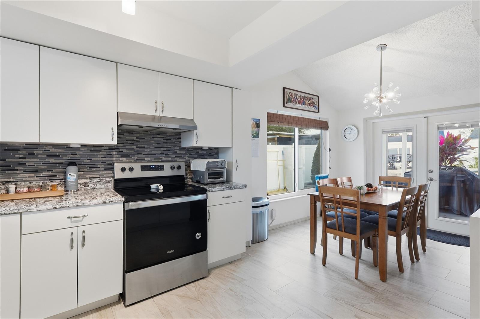 Image 8 of 22 For 9084 Arndale Circle