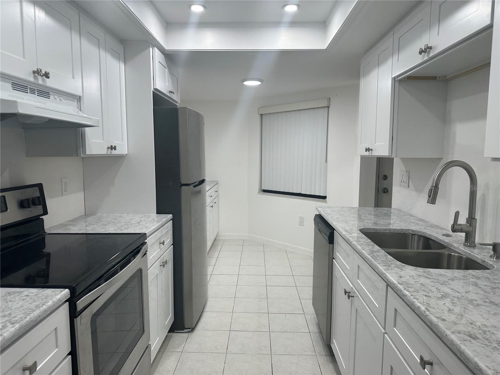 Image 3 of 19 For 2971 Estancia Boulevard 321