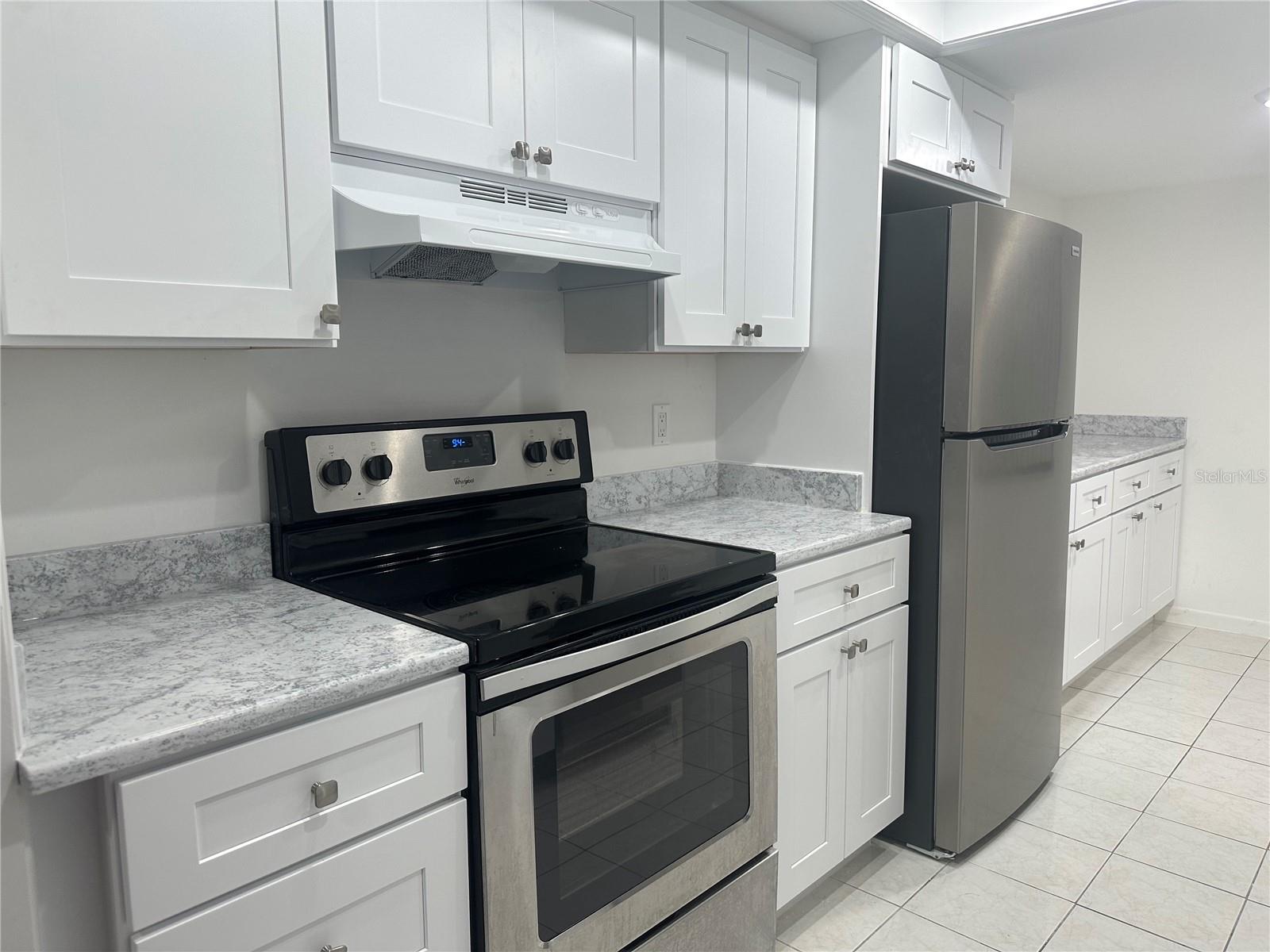 Image 7 of 19 For 2971 Estancia Boulevard 321