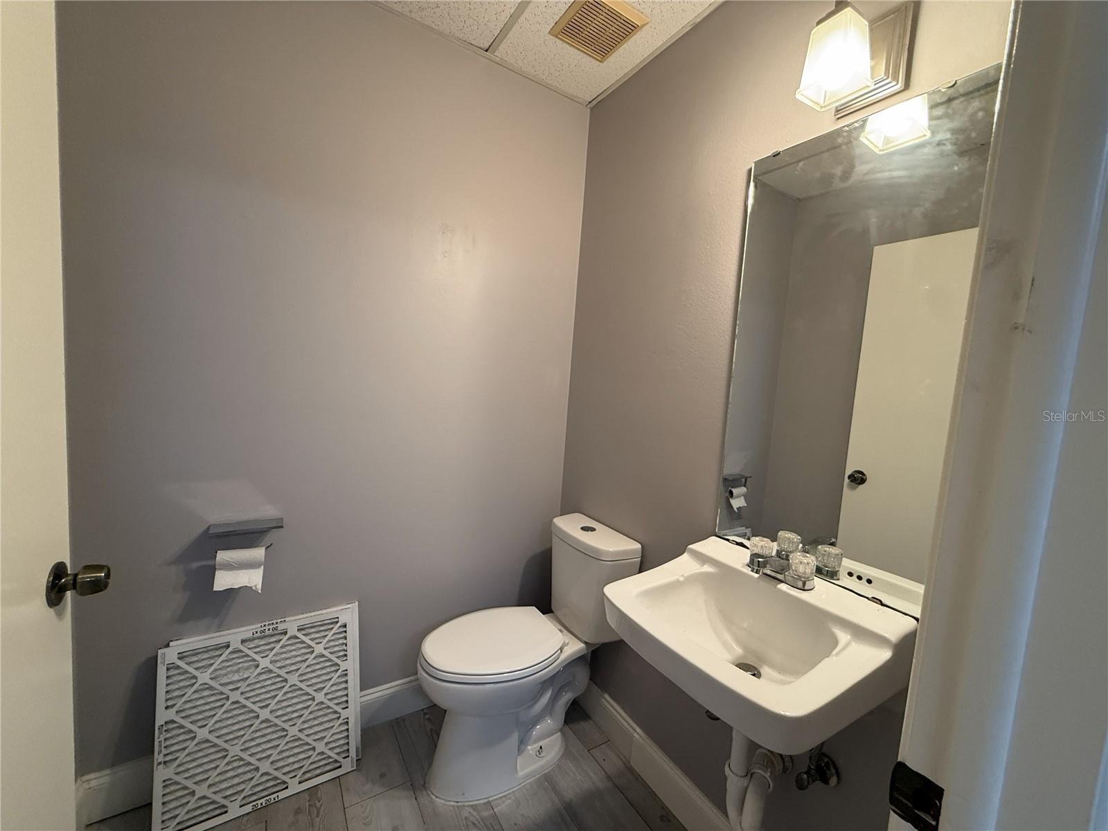 Image 10 of 10 For 2007 Kennedy Boulevard A