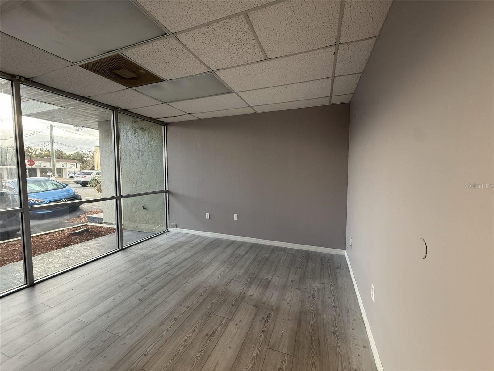 Image 2 of 10 For 2007 Kennedy Boulevard A