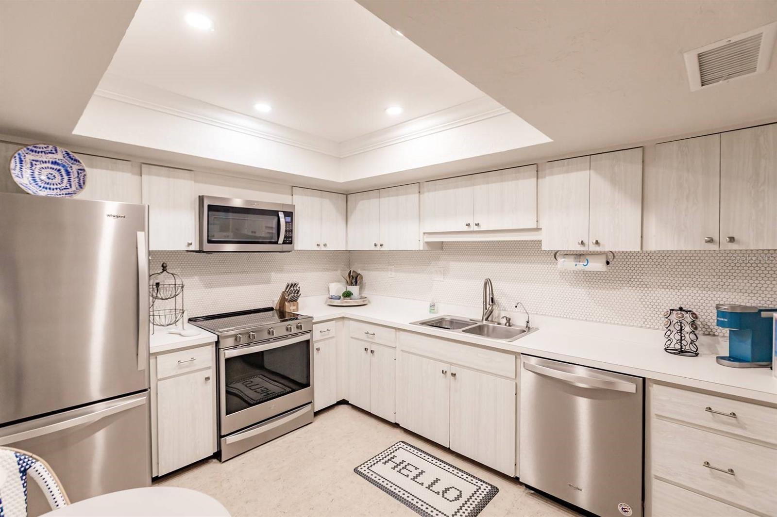 Image 7 of 31 For 1055 Peppertree Drive 206aa