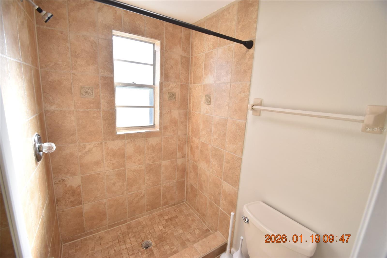 Image 21 of 42 For 17707 Sunrise Drive