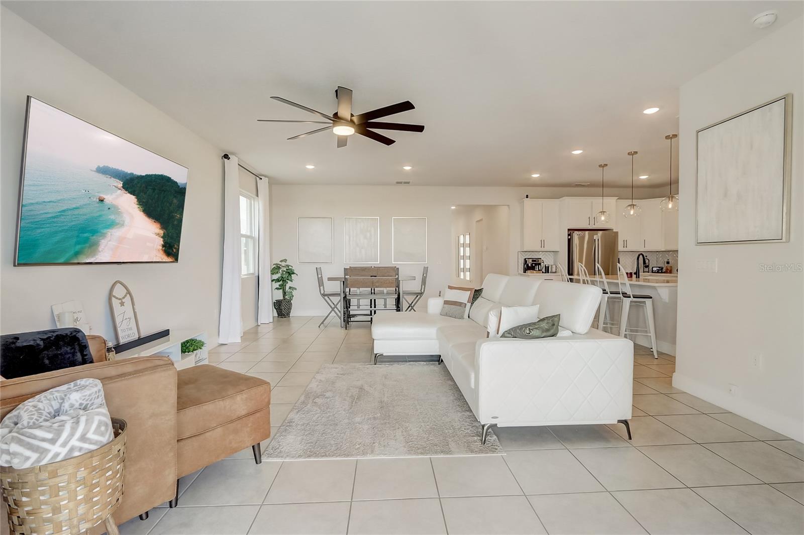 Image 4 of 33 For 362 Sofia Lane