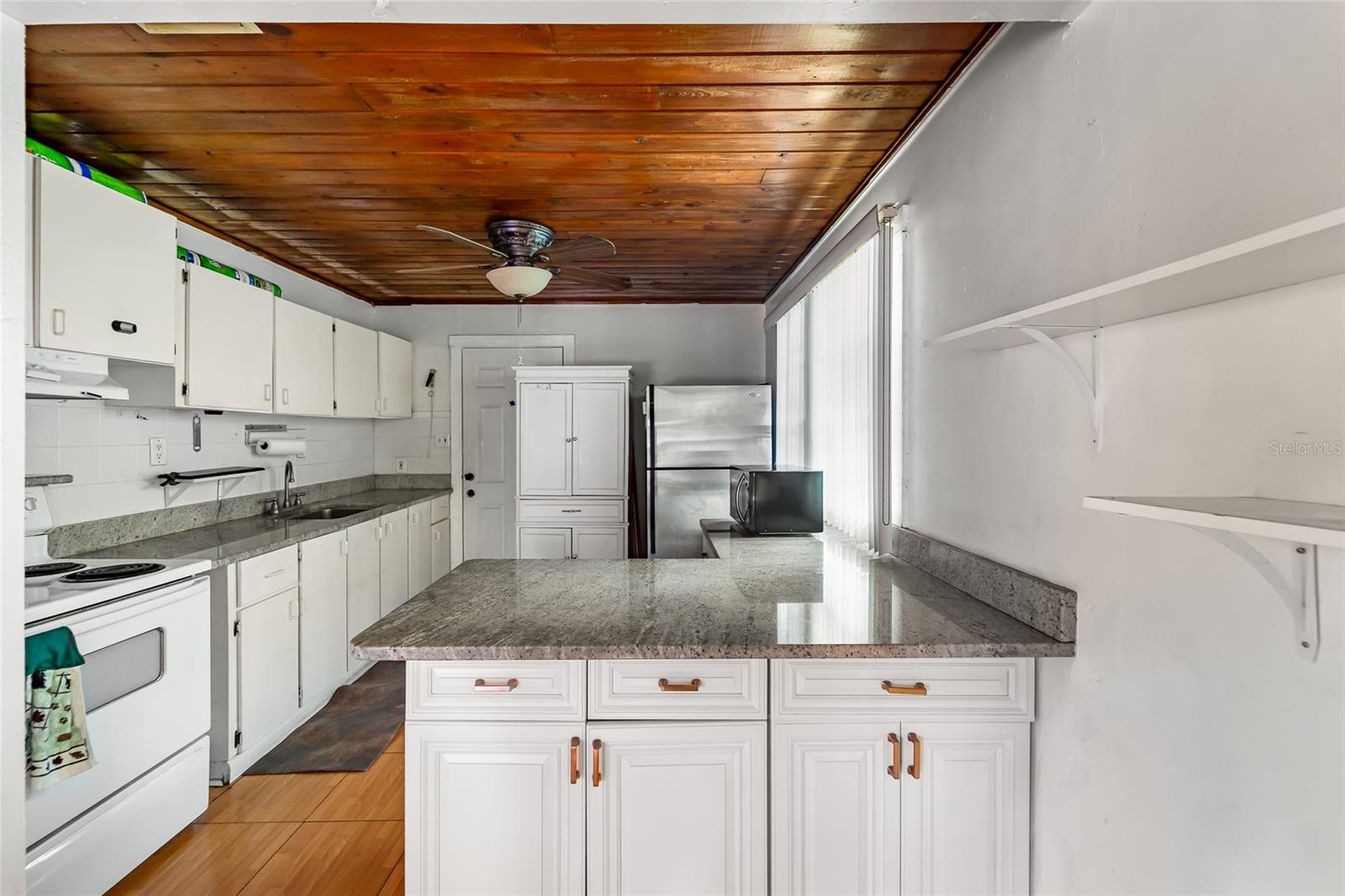 Image 10 of 20 For 10001 Arden Avenue