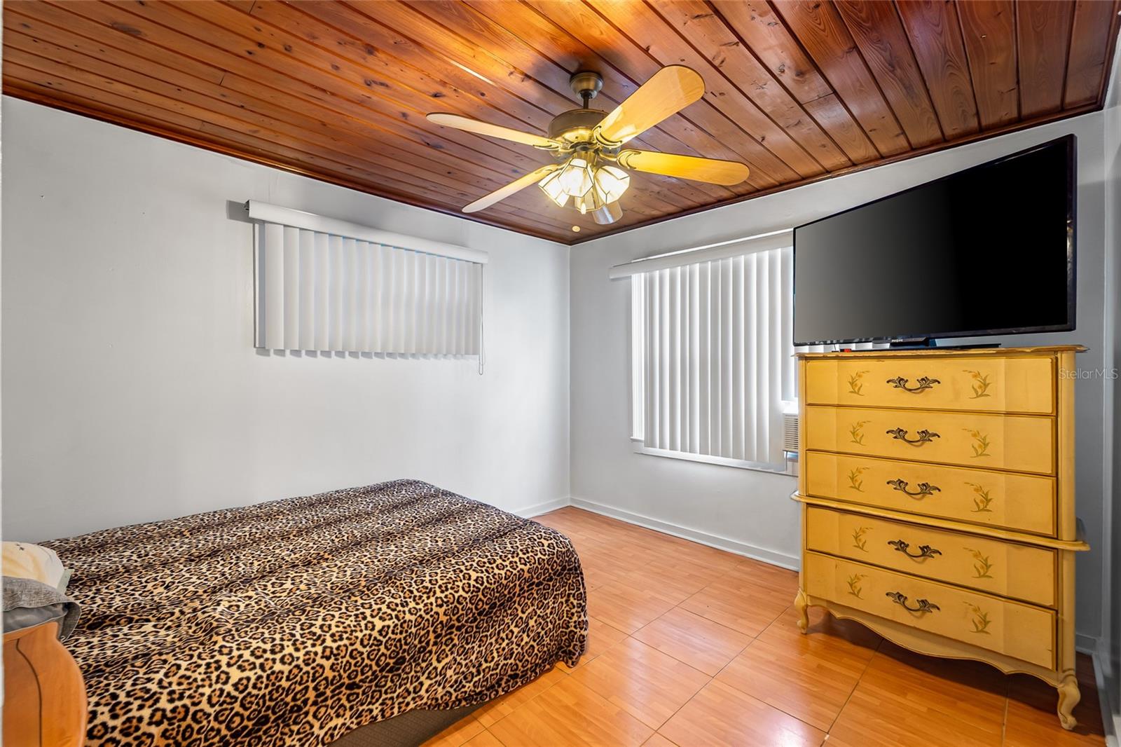 Image 15 of 20 For 10001 Arden Avenue