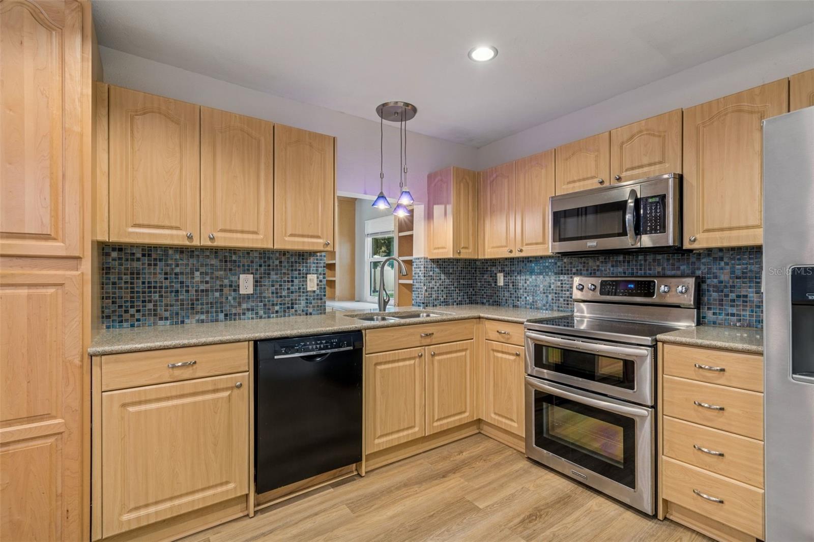 Image 16 of 42 For 3311 Hunt Club Drive