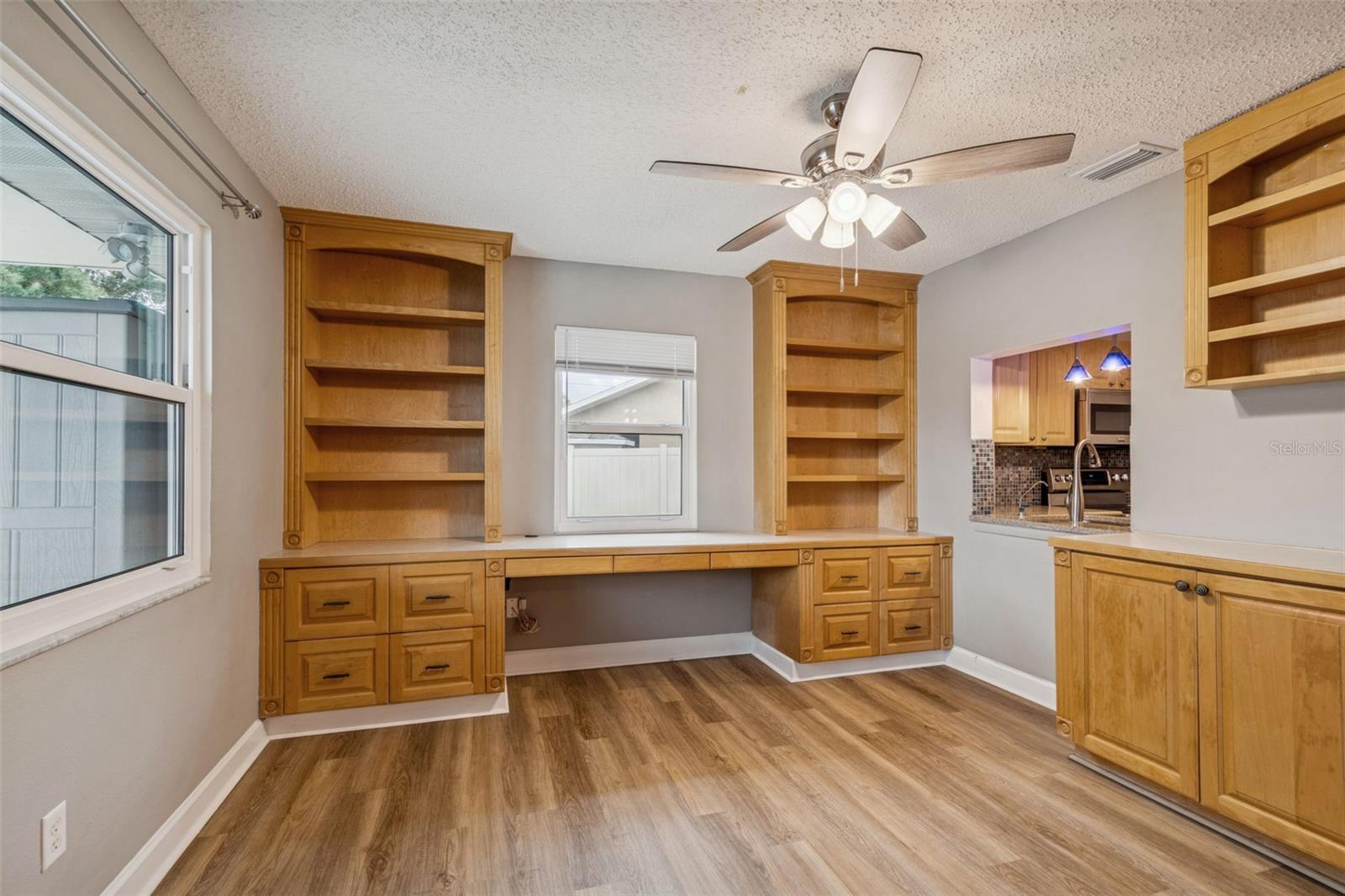 Image 24 of 42 For 3311 Hunt Club Drive