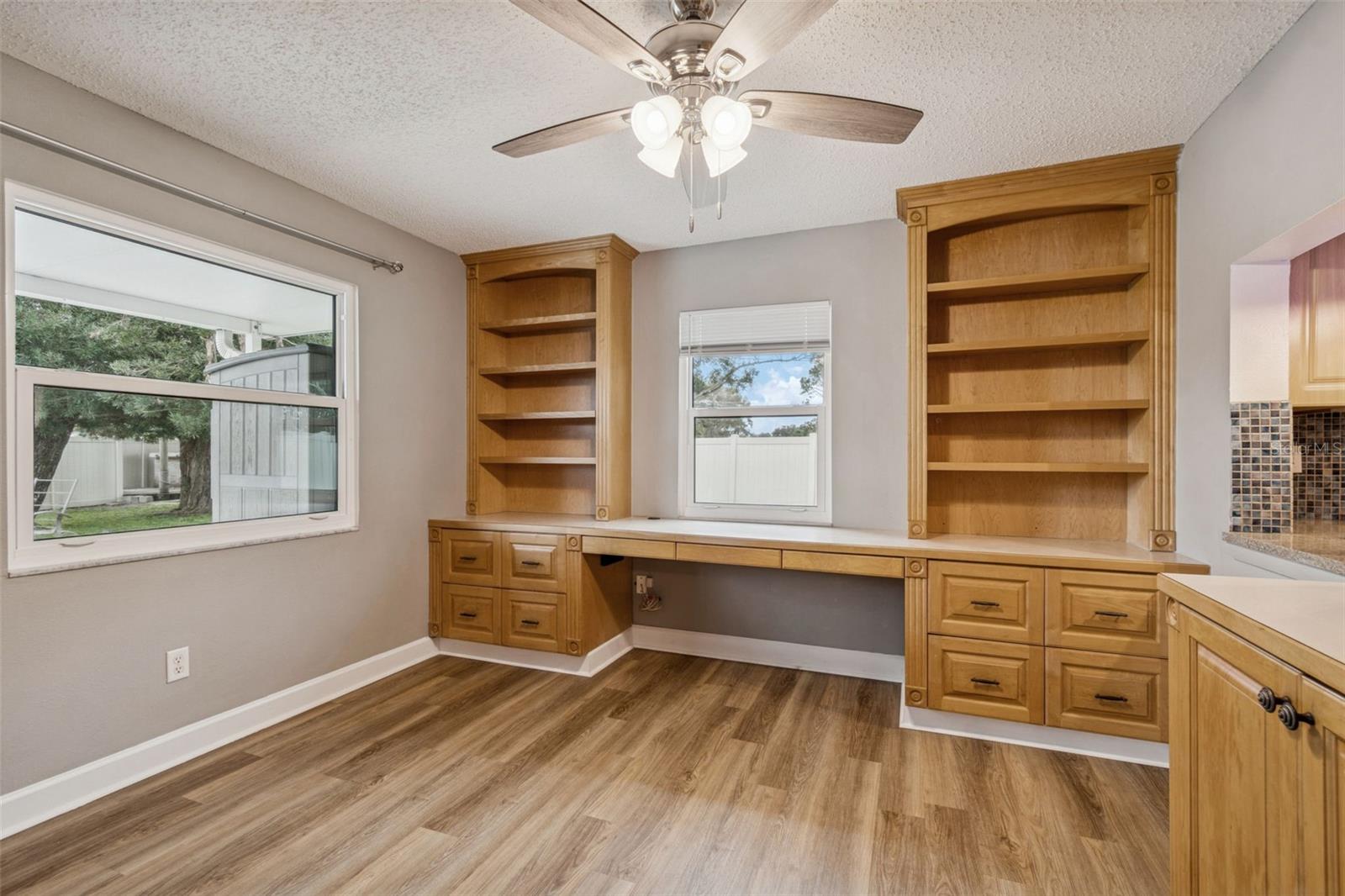 Image 25 of 42 For 3311 Hunt Club Drive