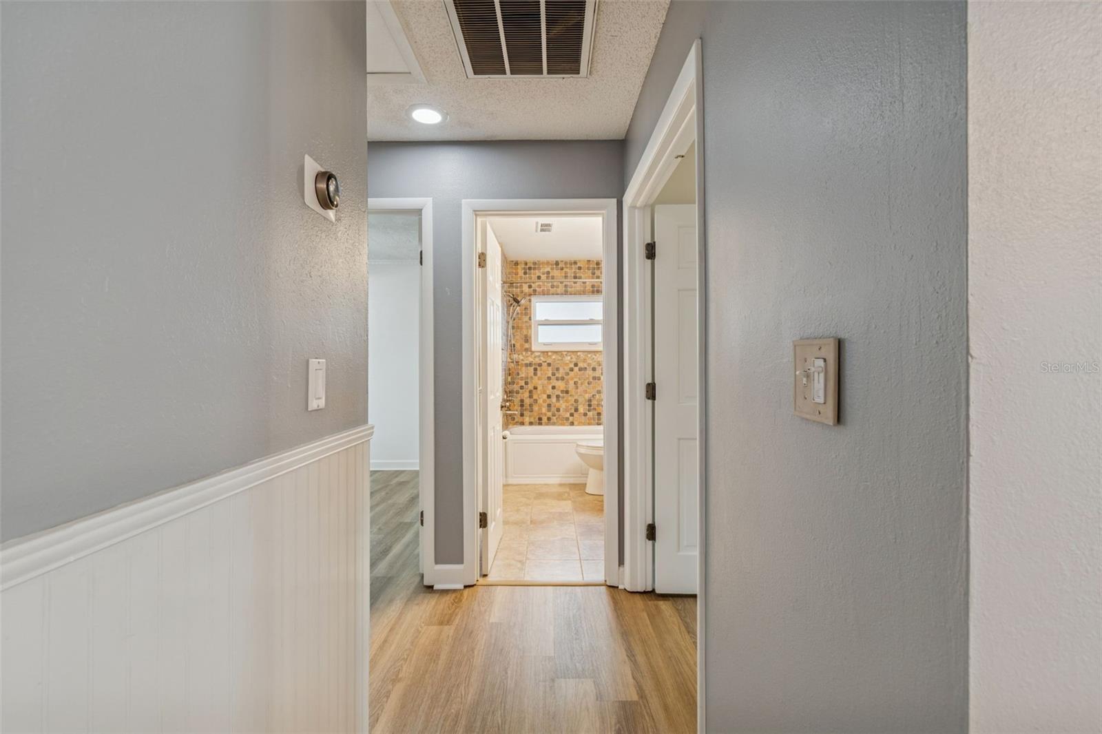 Image 29 of 42 For 3311 Hunt Club Drive