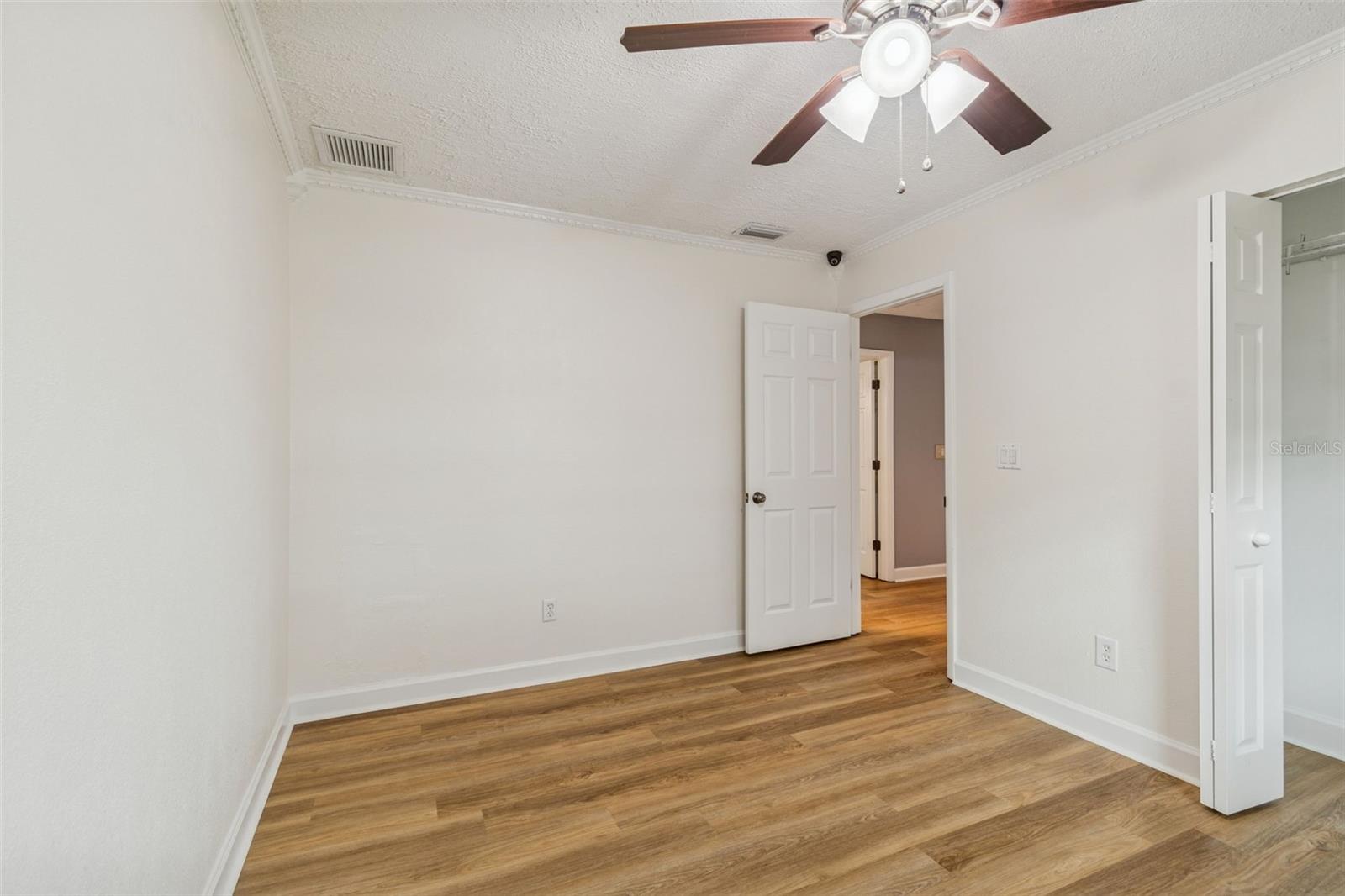 Image 36 of 42 For 3311 Hunt Club Drive