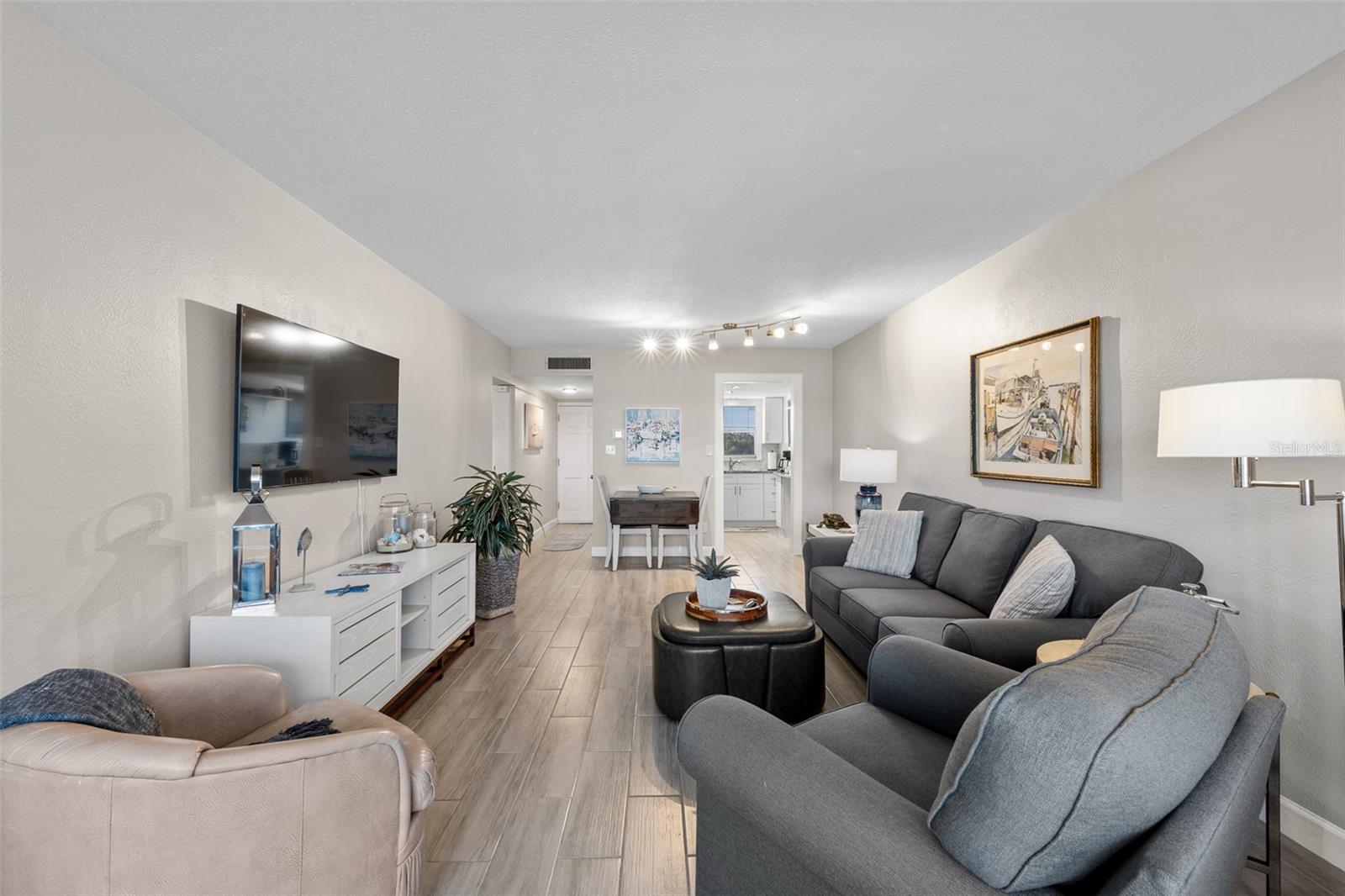 Image 10 of 37 For 4500 37th Street S 20