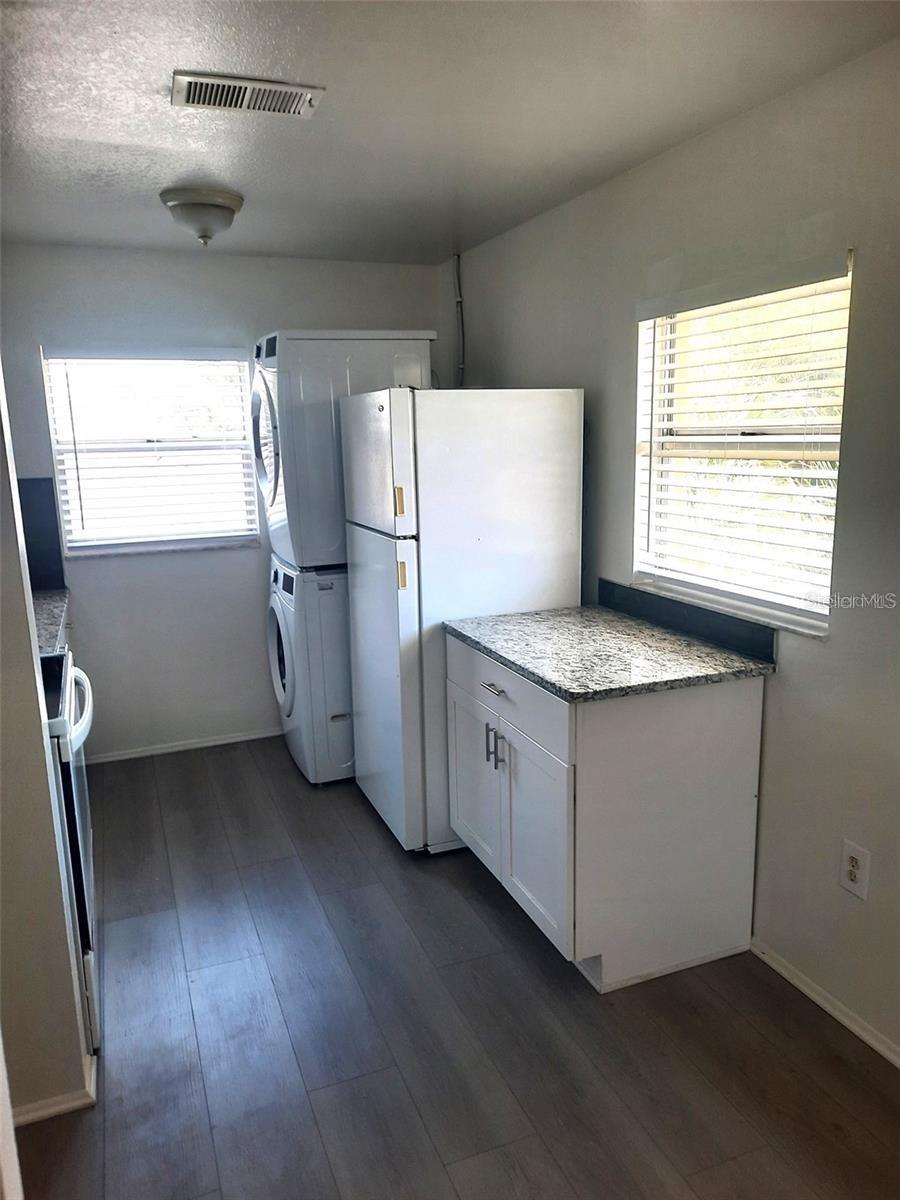 Image 2 of 7 For 2802 Banza Street A