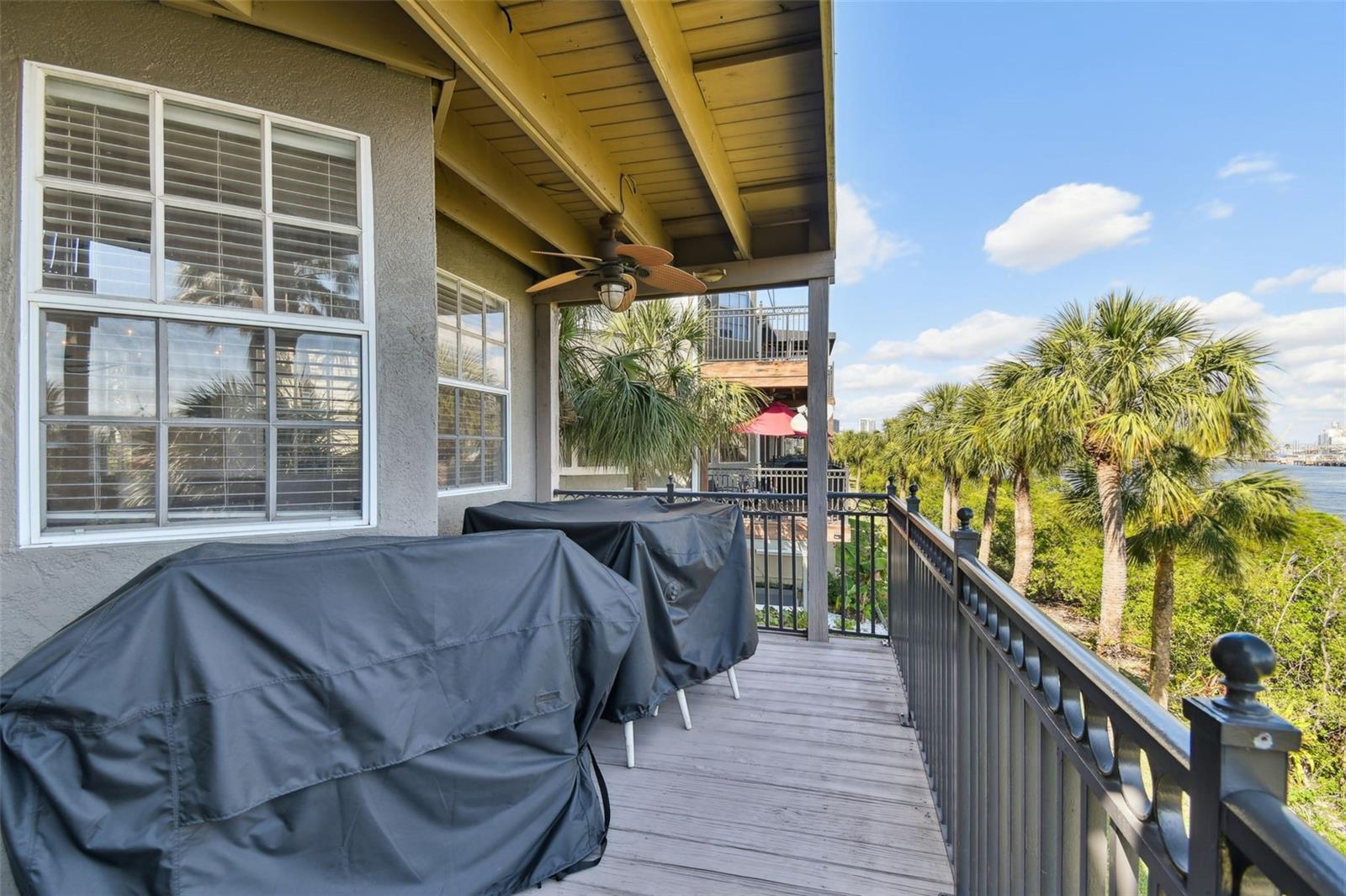 Image 18 of 45 For 1464 Harbour Walk Road