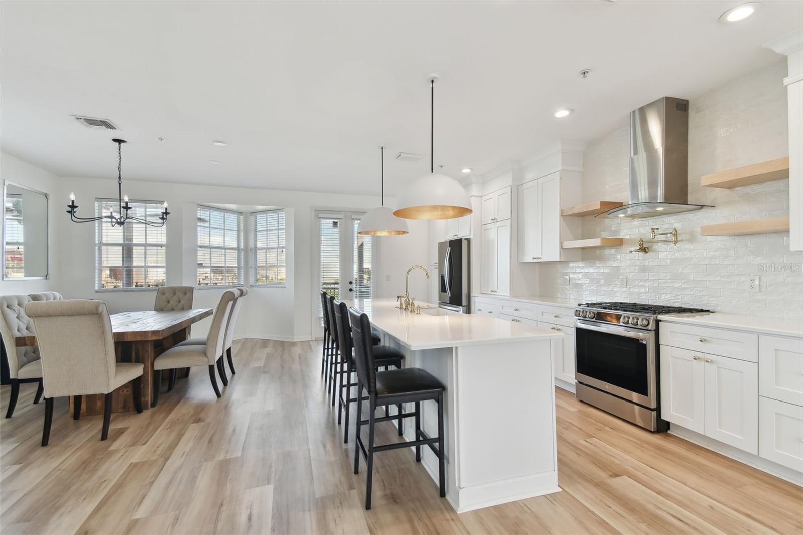 Image 7 of 45 For 1464 Harbour Walk Road