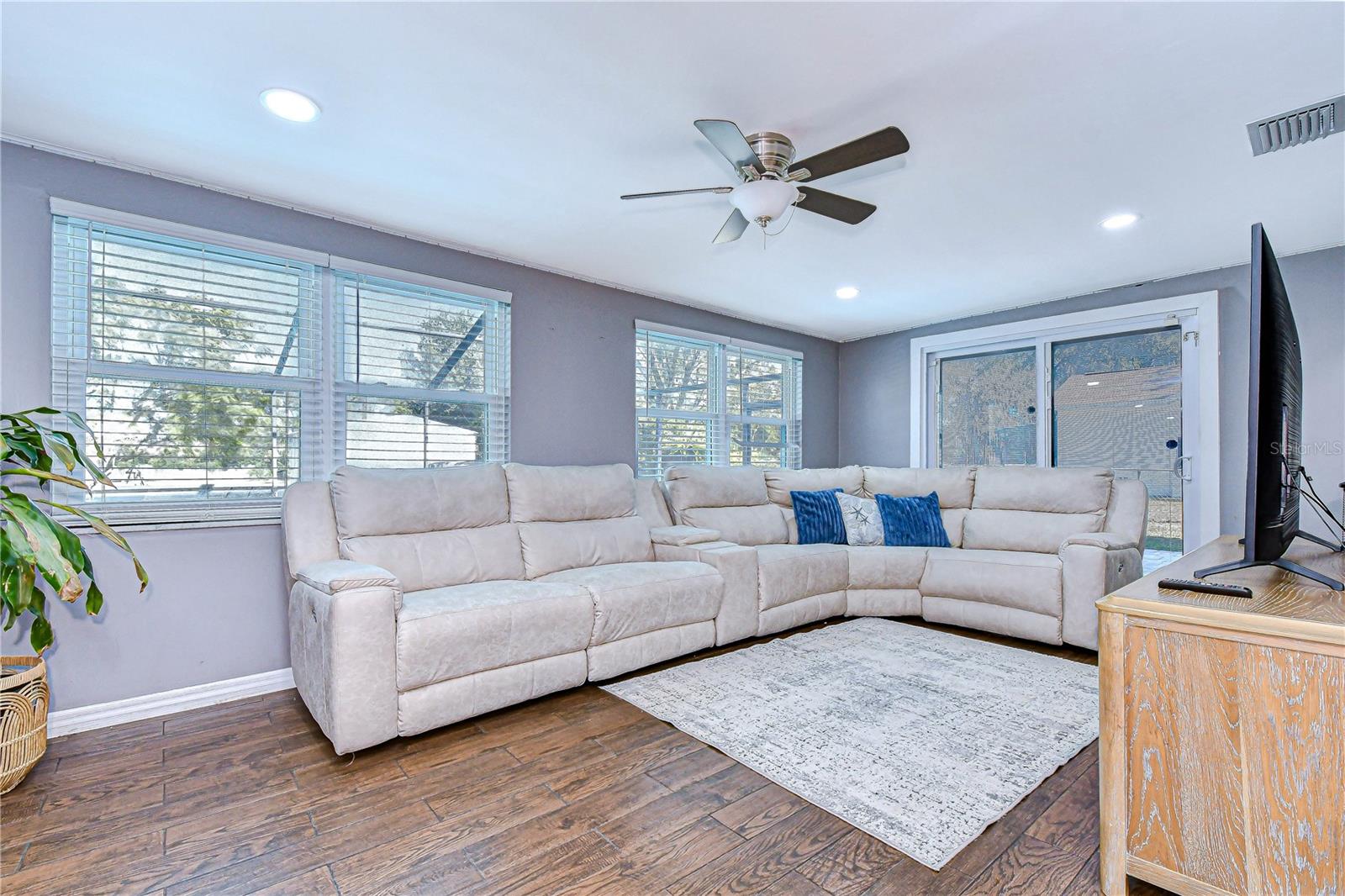 Image 11 of 30 For 1111 Durant Road