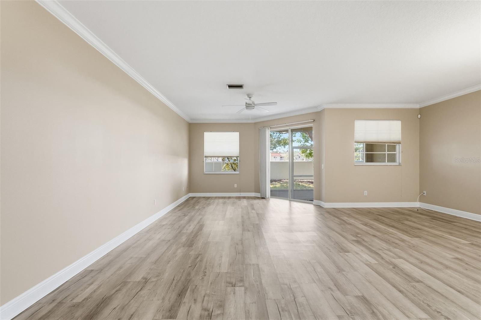 Image 21 of 52 For 9718 Taylor Rose Lane