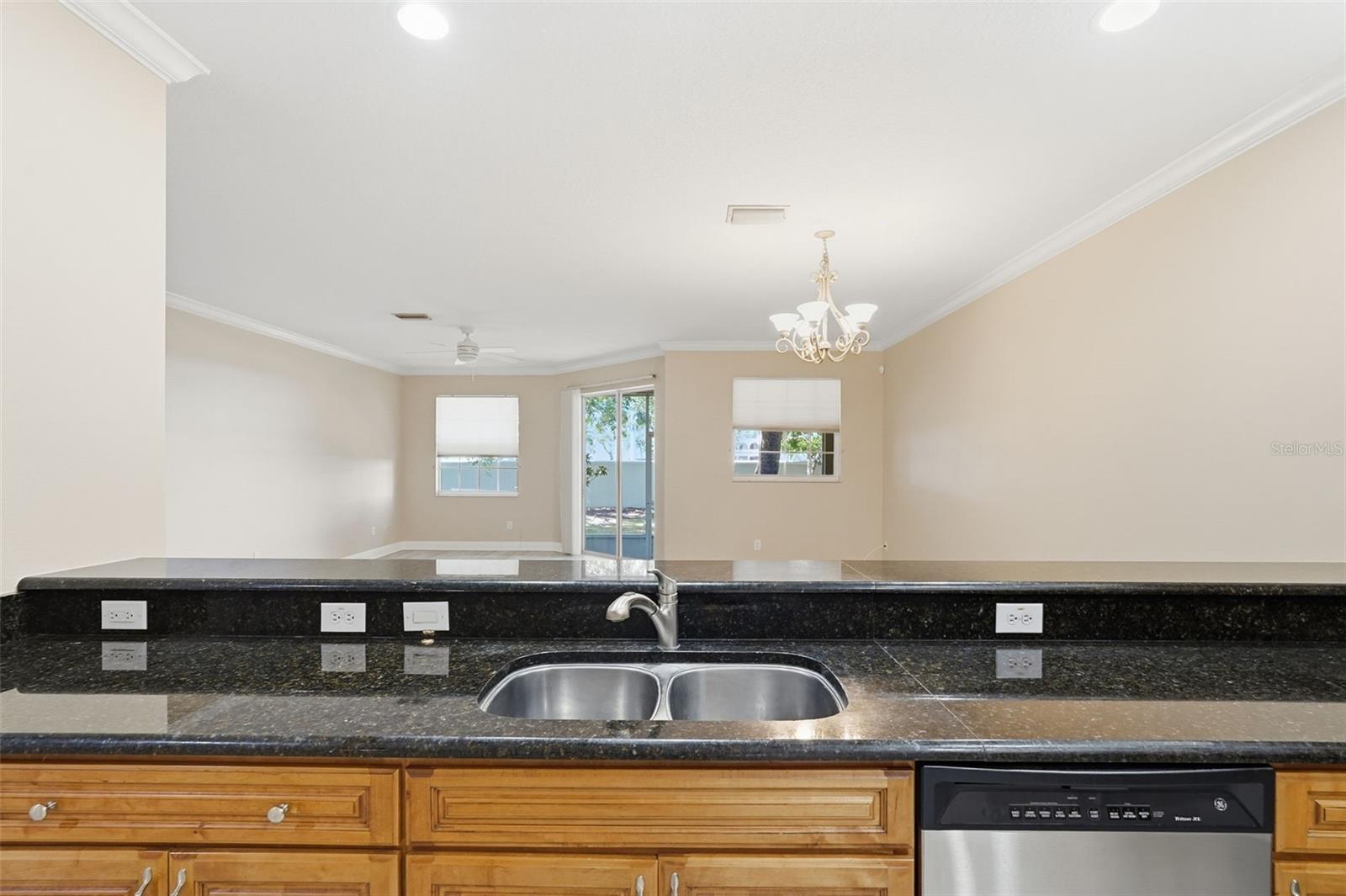 Image 24 of 52 For 9718 Taylor Rose Lane