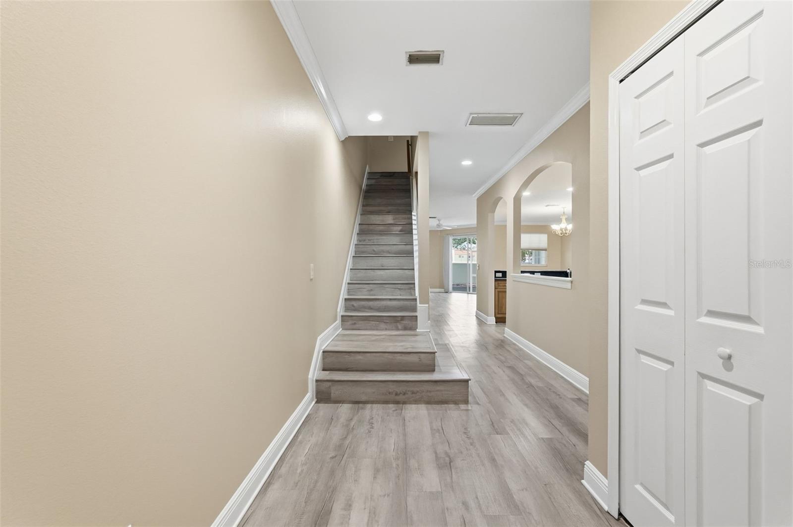 Image 6 of 52 For 9718 Taylor Rose Lane