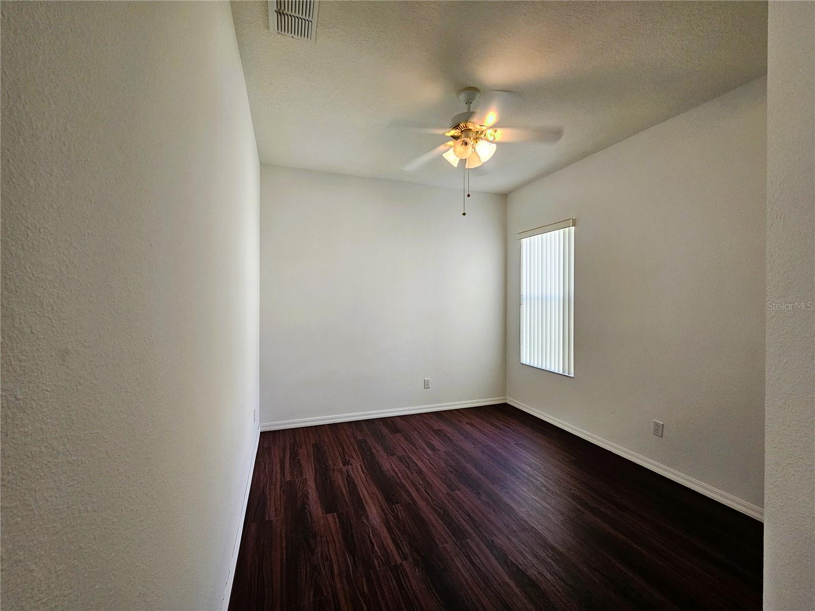 Image 16 of 42 For 22625 Eagles Watch Drive