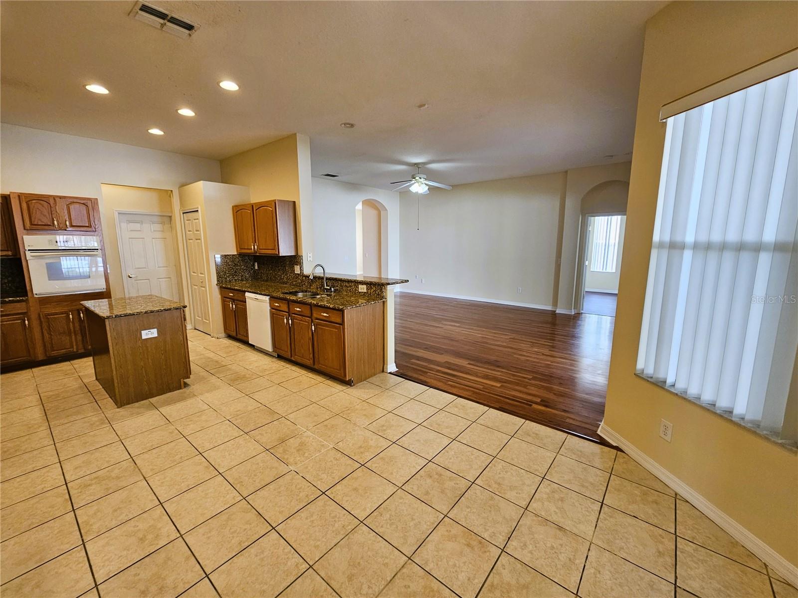 Image 27 of 42 For 22625 Eagles Watch Drive