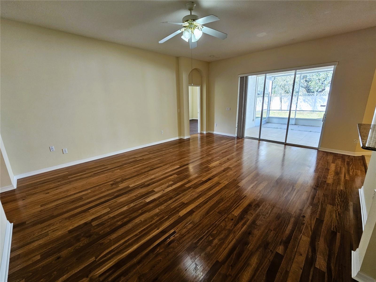 Image 29 of 42 For 22625 Eagles Watch Drive