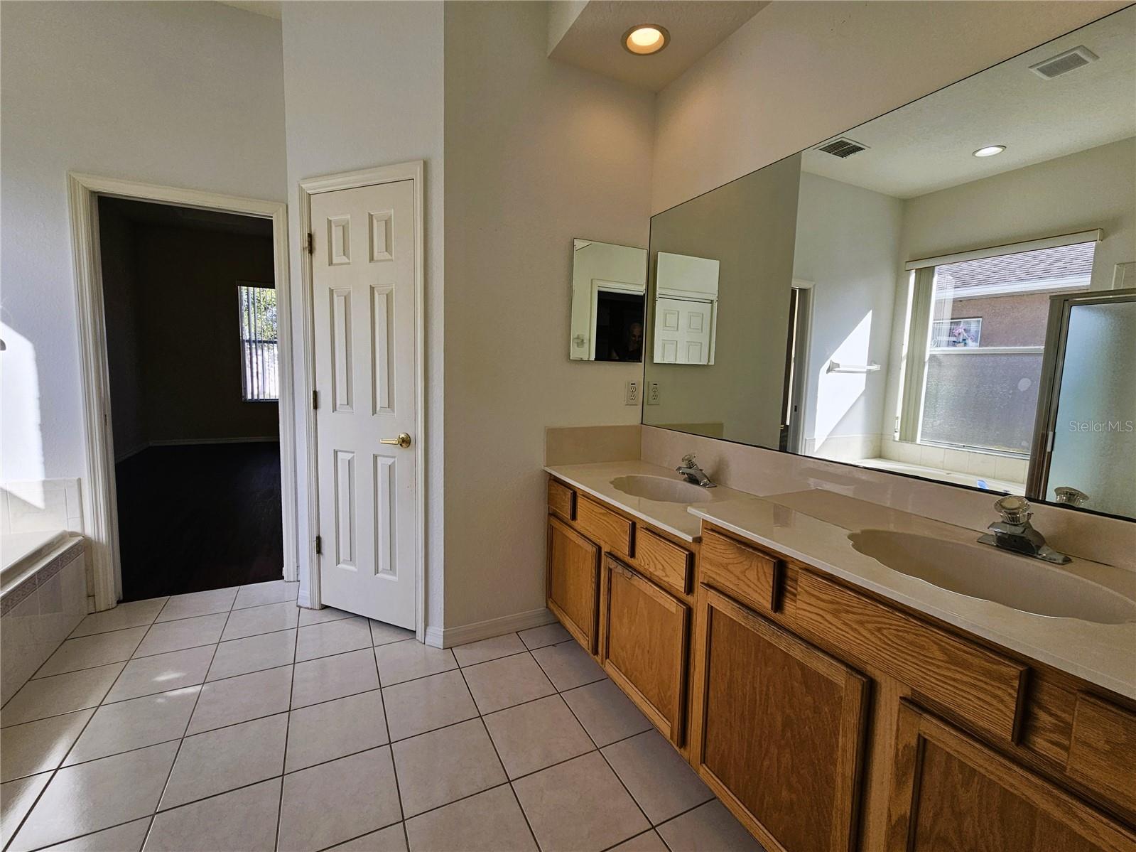 Image 33 of 42 For 22625 Eagles Watch Drive