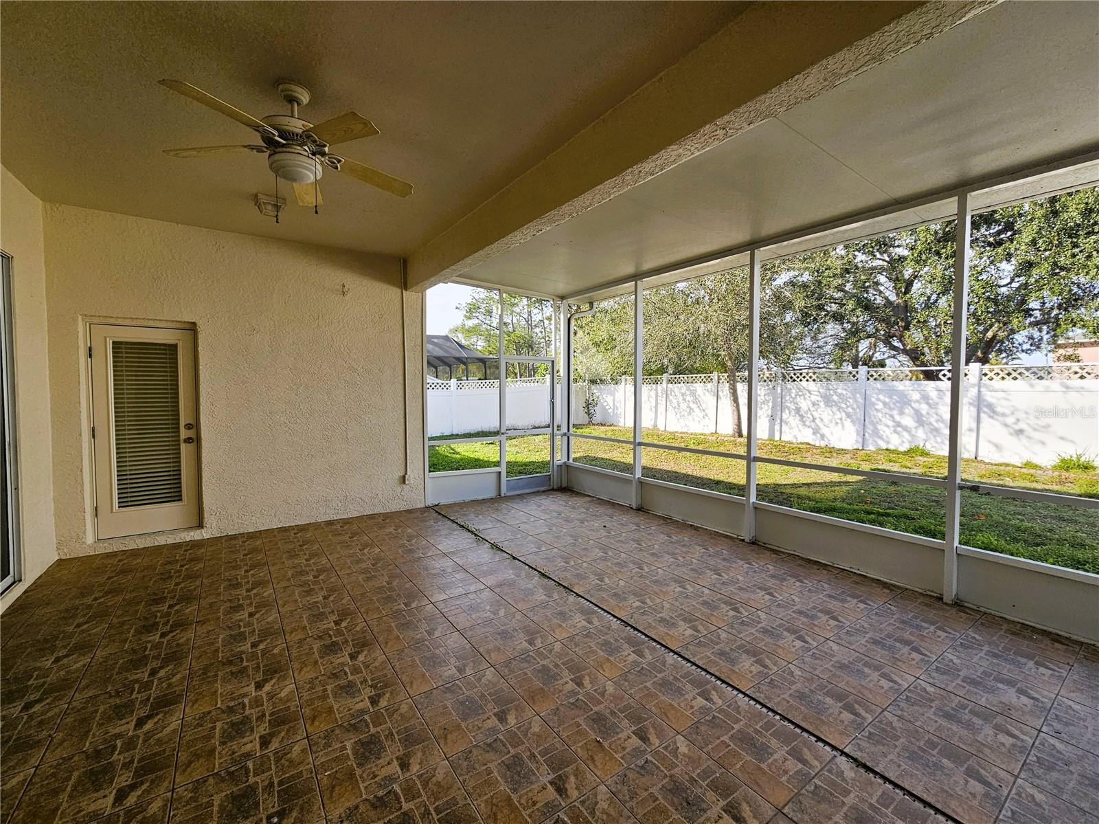 Image 39 of 42 For 22625 Eagles Watch Drive