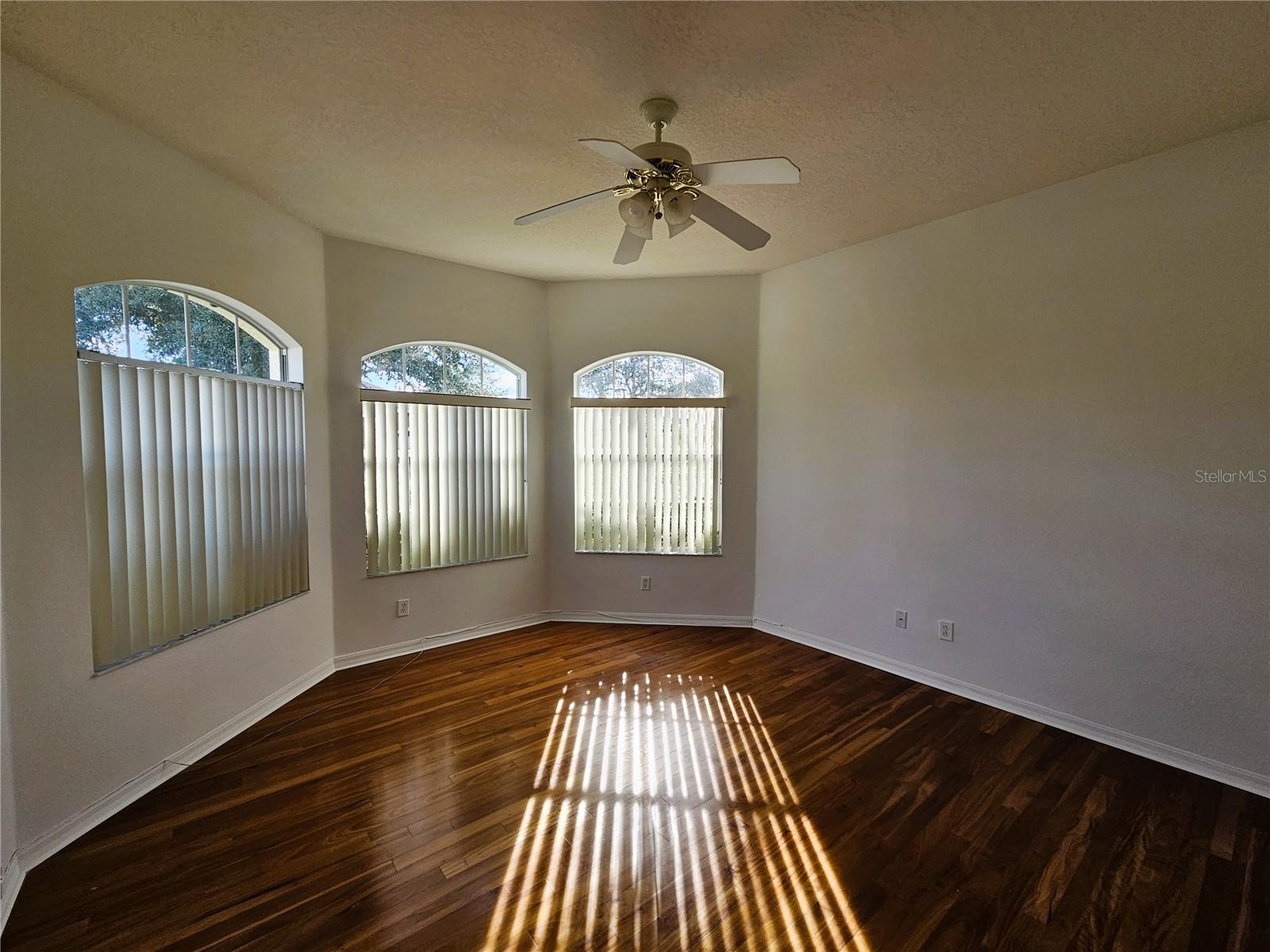 Image 6 of 42 For 22625 Eagles Watch Drive