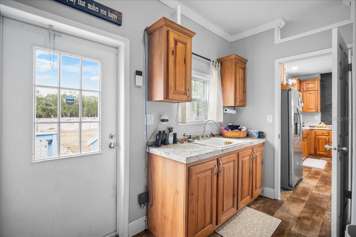 Image 22 of 47 For 3351 208th Street