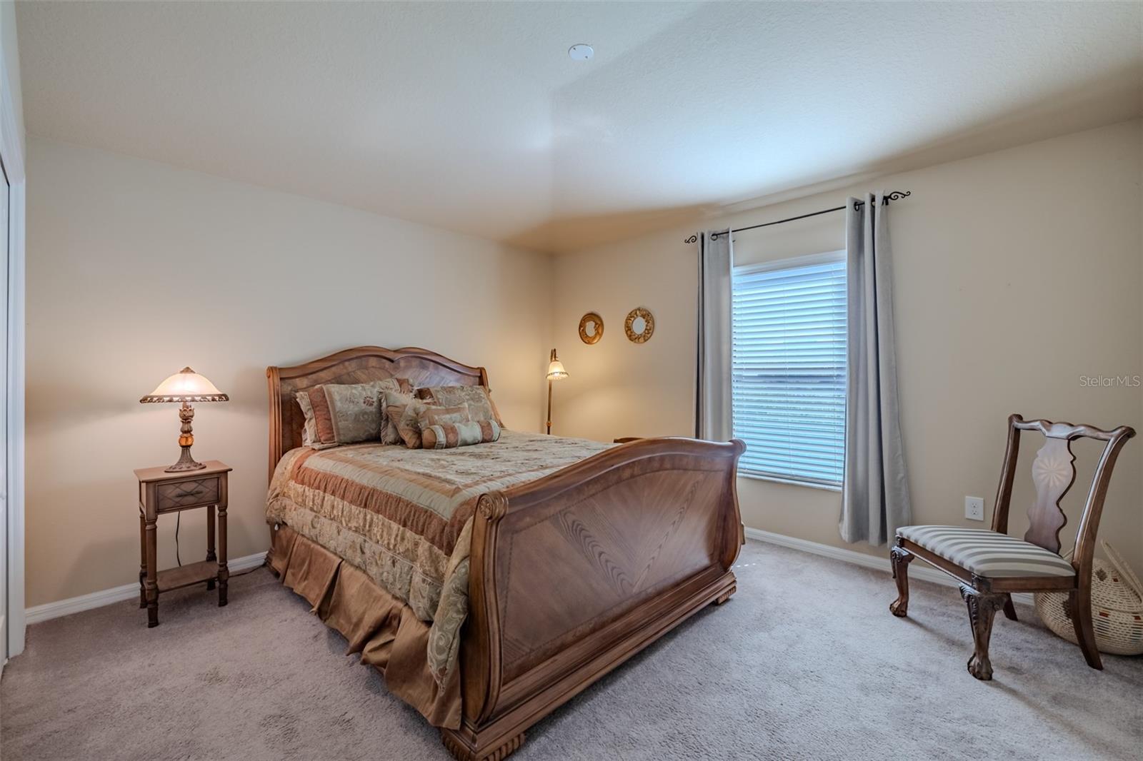 Listing photo id 22 for 6728 Wild Elm Court