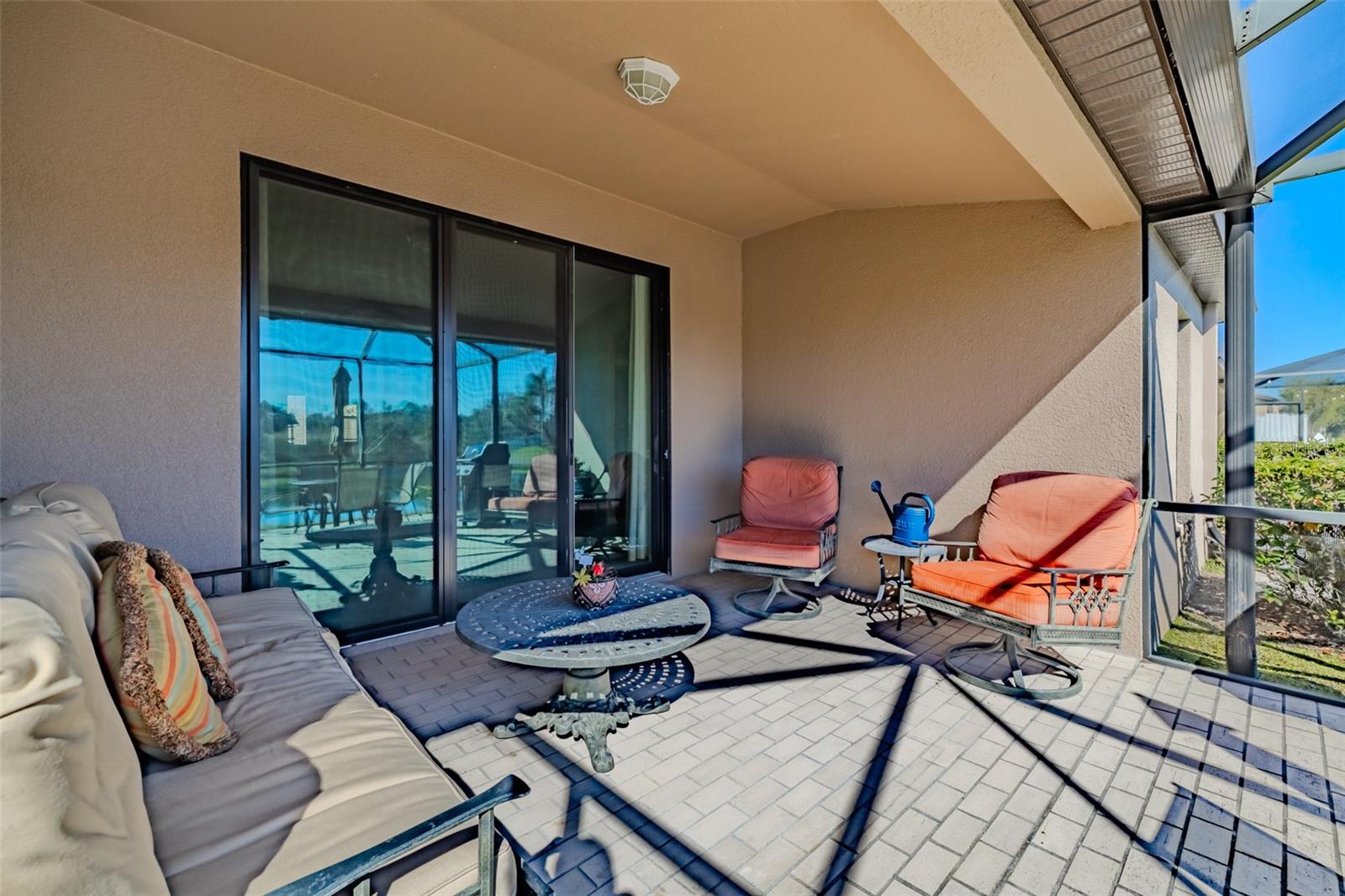 Listing photo id 25 for 6728 Wild Elm Court