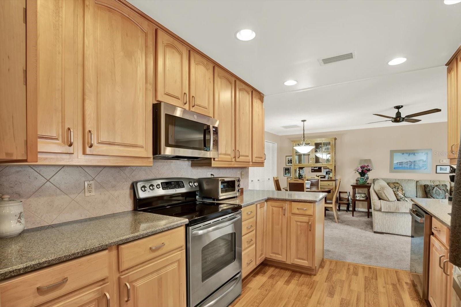 Image 20 of 53 For 10627 Yunker Drive