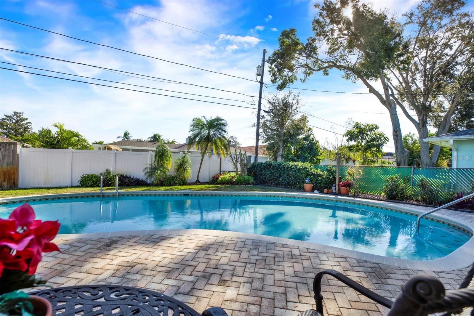 Image 42 of 53 For 10627 Yunker Drive