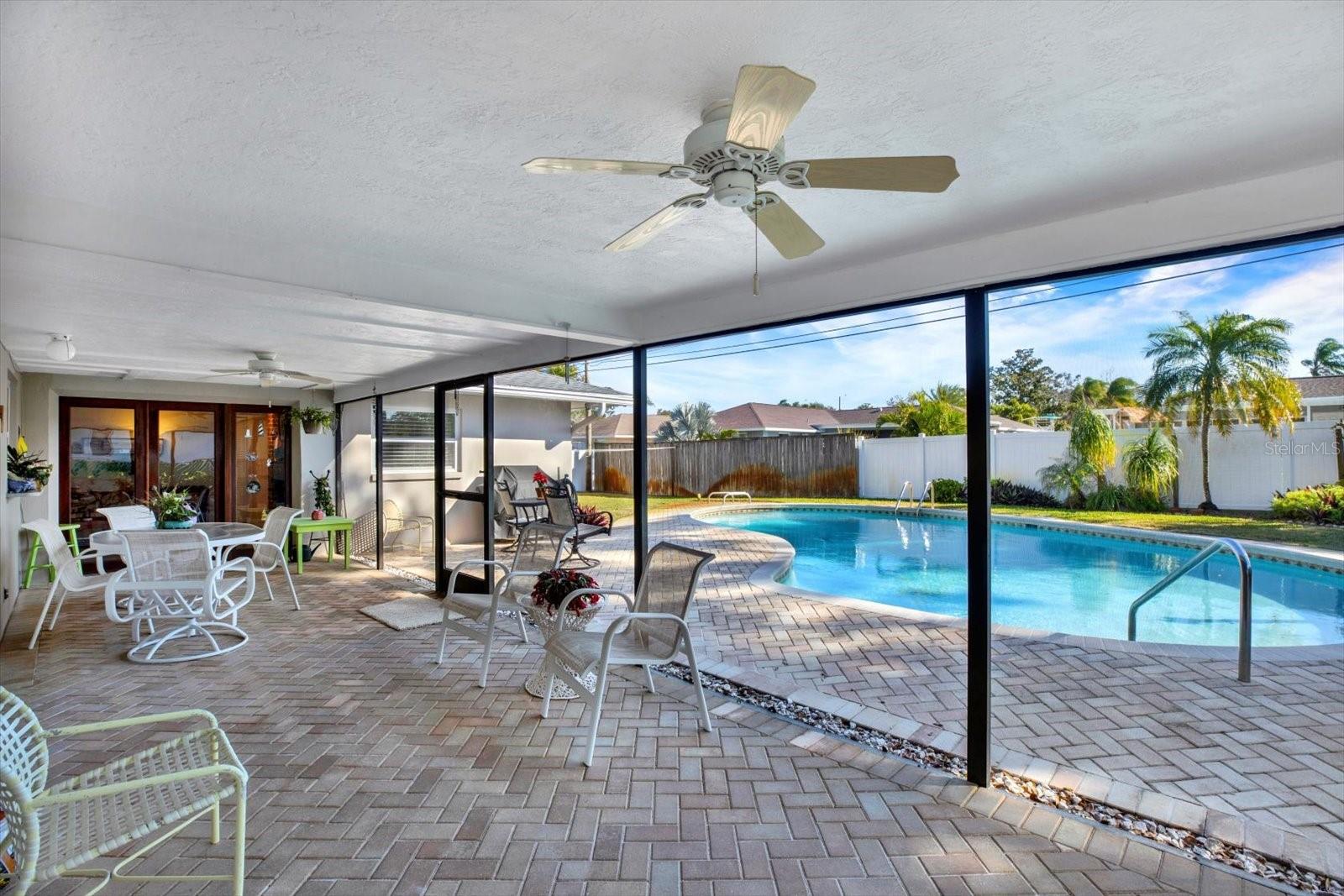 Image 6 of 53 For 10627 Yunker Drive