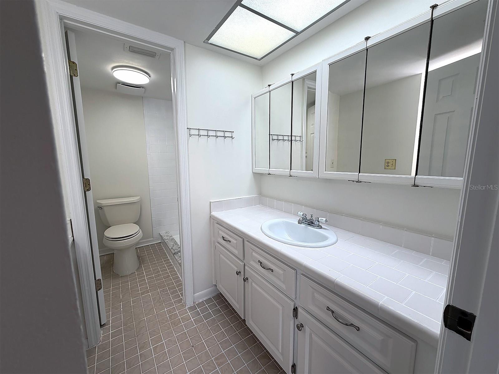 Image 14 of 23 For 4620 Bay Boulevard 1122